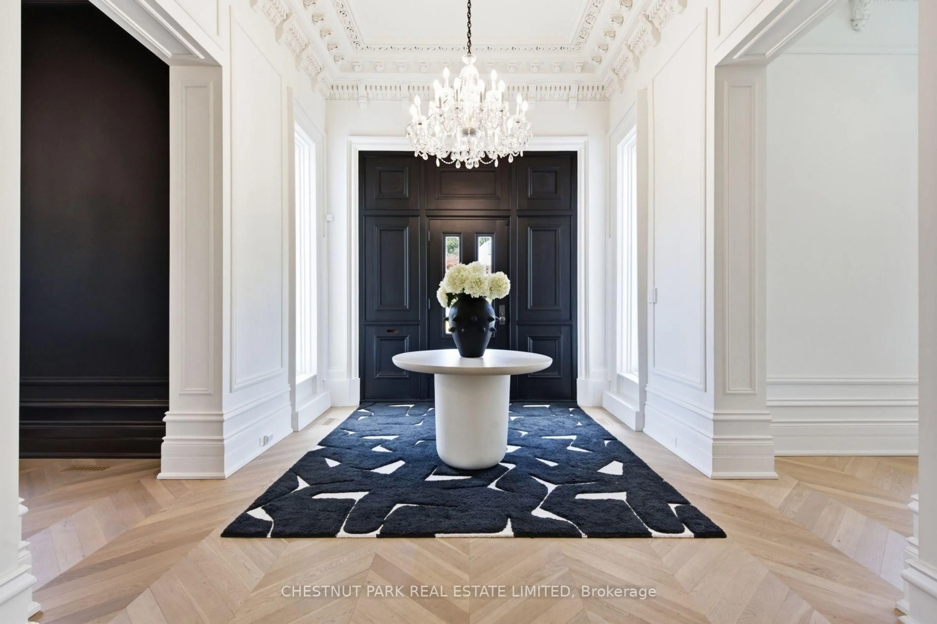 Indoor foyer for 113 William St, Stratford Ontario N5A 4X9