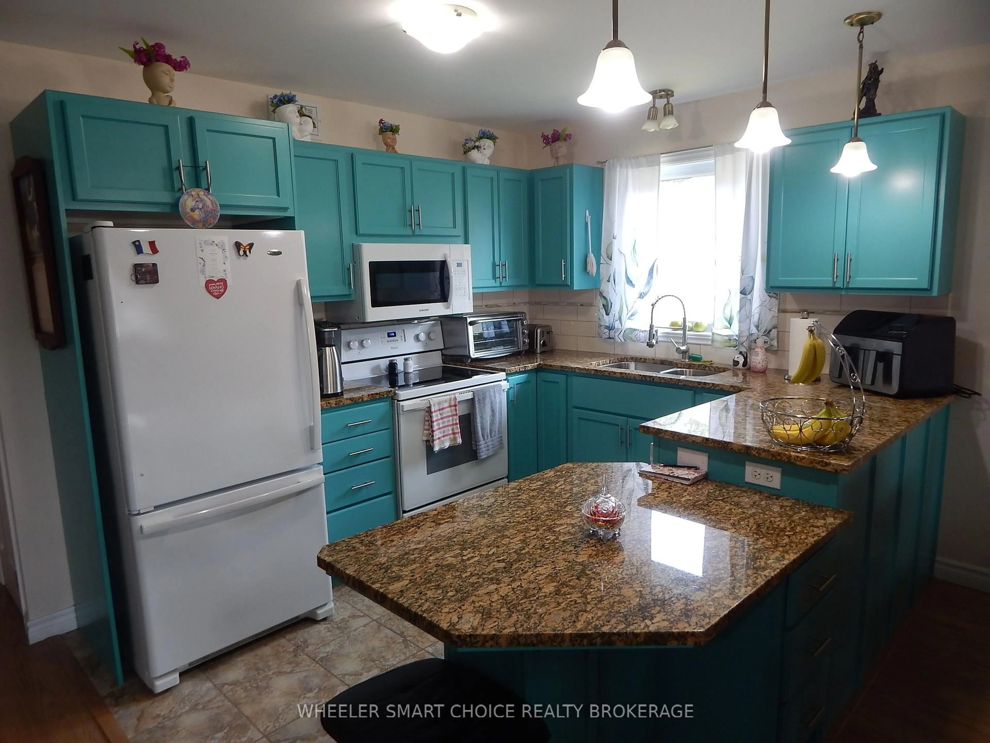 Standard kitchen, unknown for 13 Cypress Lane, South Stormont Ontario K0C 1M0