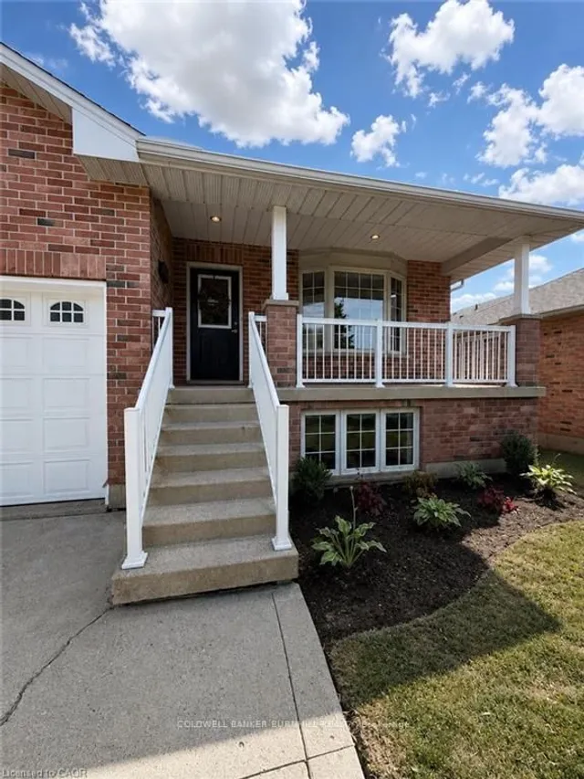 7 Spitfire Dr, Hamilton 3