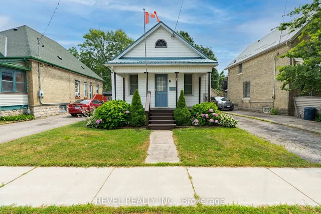 7 Maple St, St. Thomas 2