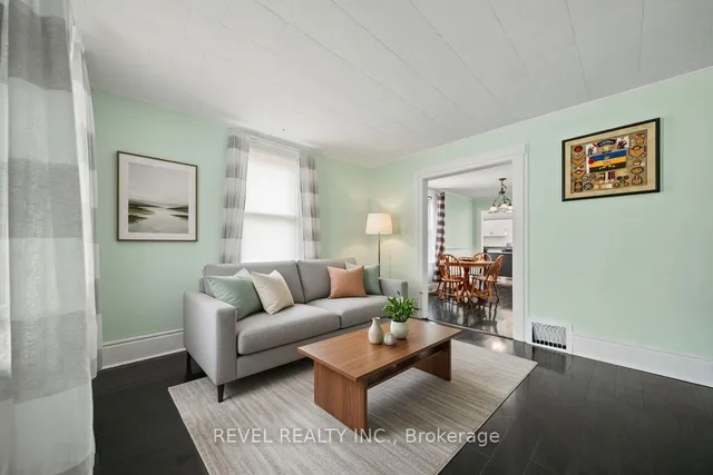 7 Maple St, St. Thomas 5