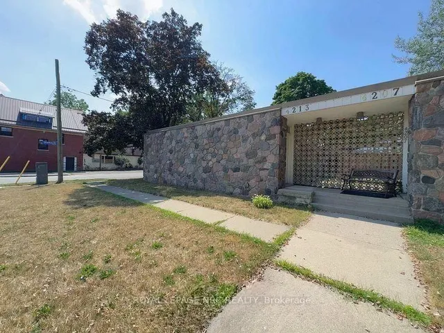 4213/4207 4213/4207 Drummond Rd, Niagara Falls 3