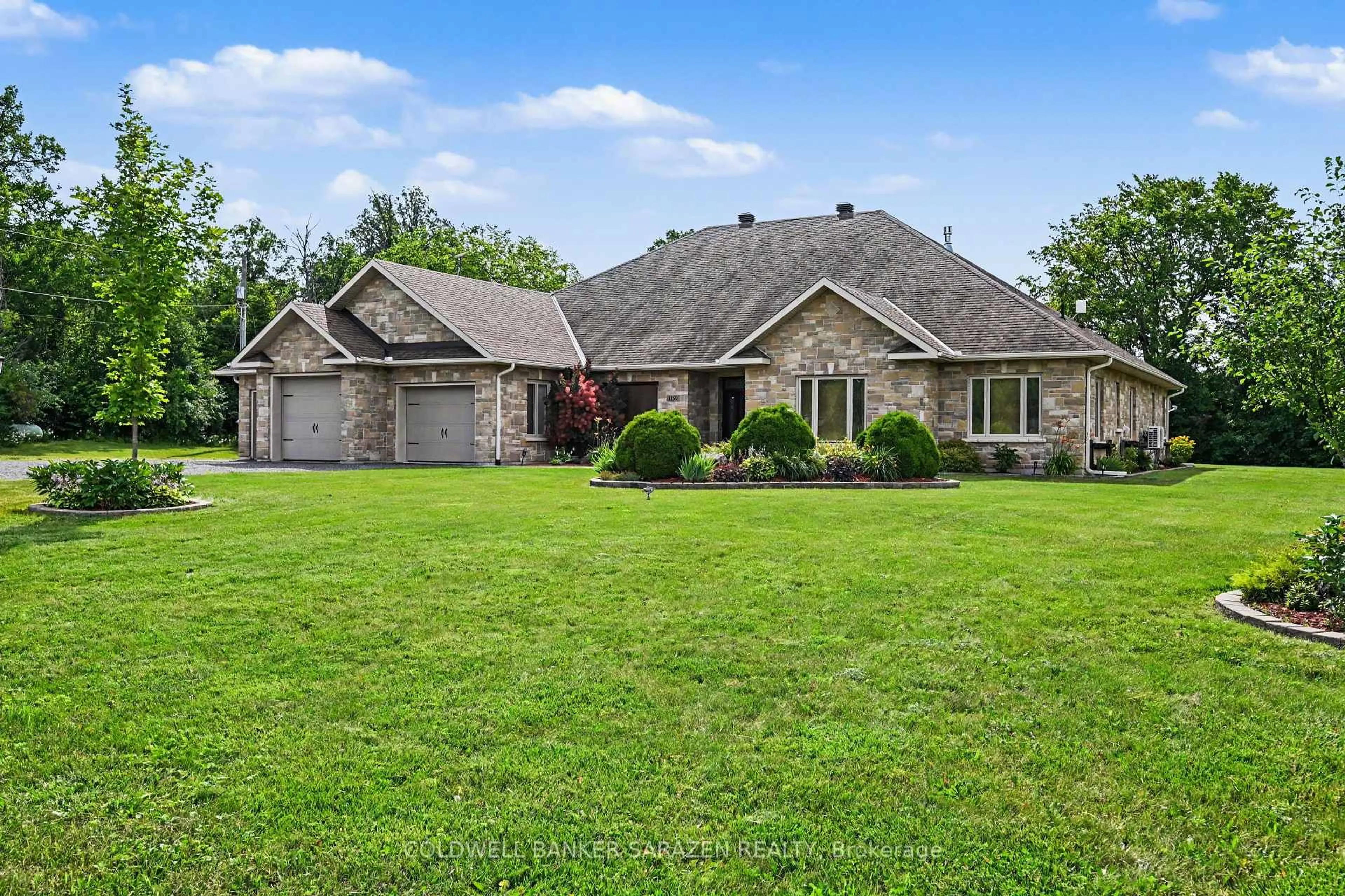 A pic from outside/outdoor area/front of a property/back of a property/a pic from drone, unknown for 1159 Jamieson Lane, Renfrew Ontario K7V 3Z4