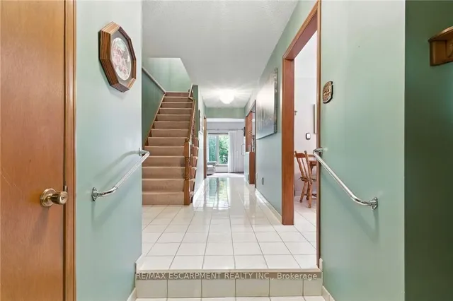 39 Megna Crt, Hamilton 5