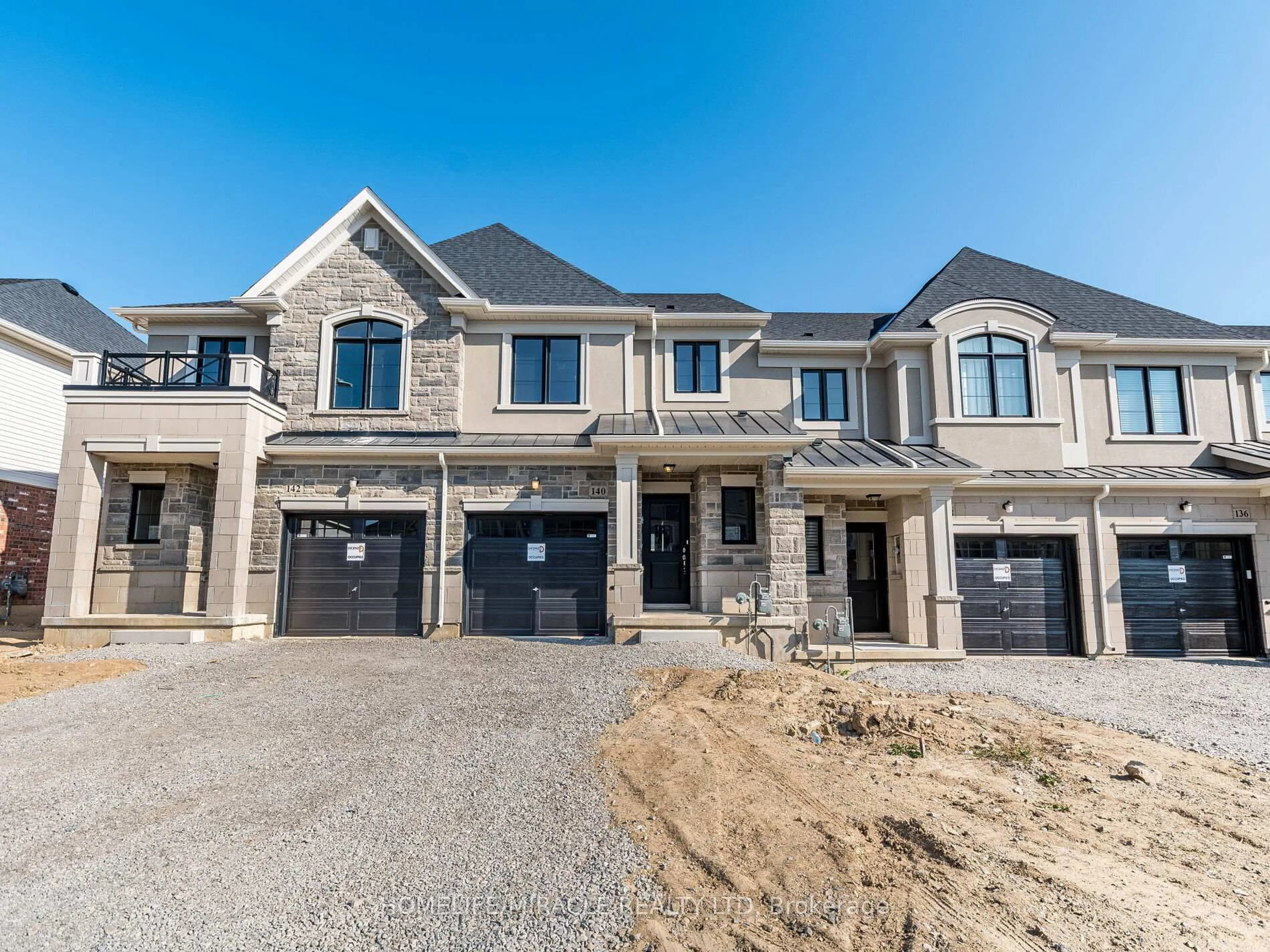Home with brick exterior material, street for 140 Aquasanta Cres, Hamilton Ontario L9B 0J8