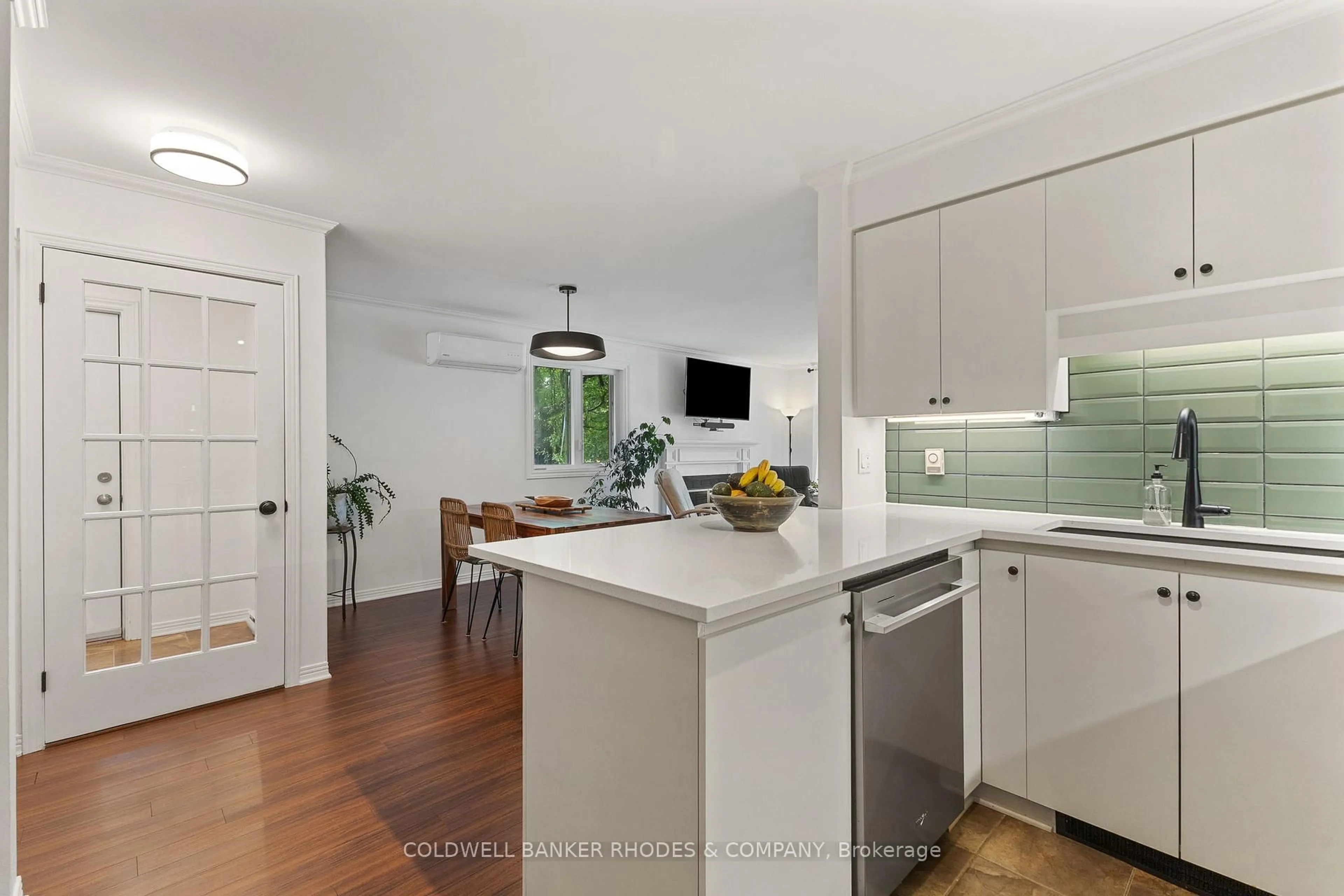 Open concept kitchen, unknown for 59 Havelock St #1, Ottawa Ontario K1S 0A4