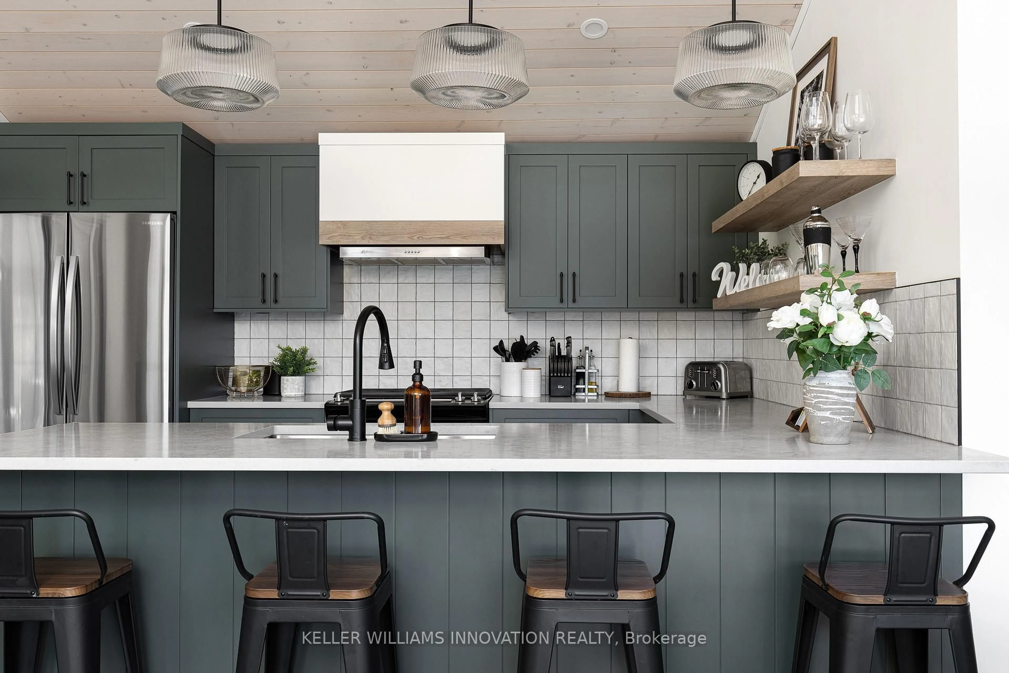 Contemporary kitchen, ceramic/tile floor for 1558 Fish Hatchery Rd #10, Muskoka Lakes Ontario P0B 1M0