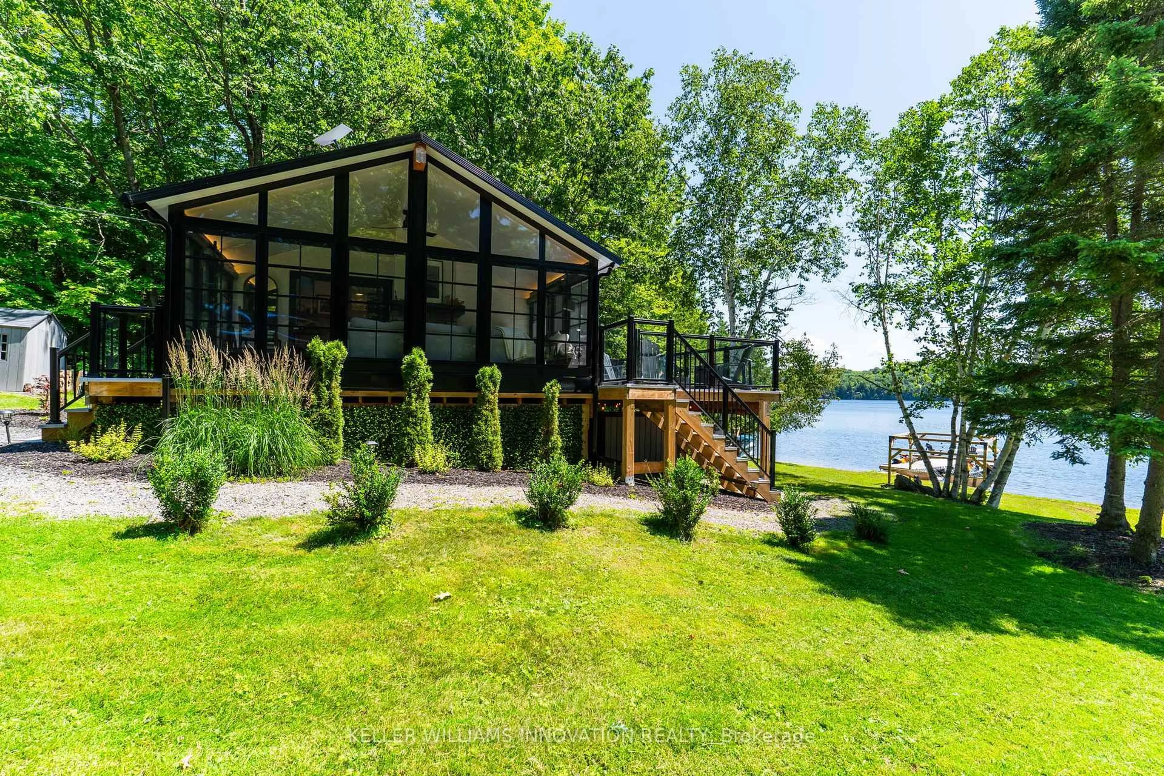 Patio, water/lake/river/ocean view for 1558 Fish Hatchery Rd #10, Muskoka Lakes Ontario P0B 1M0