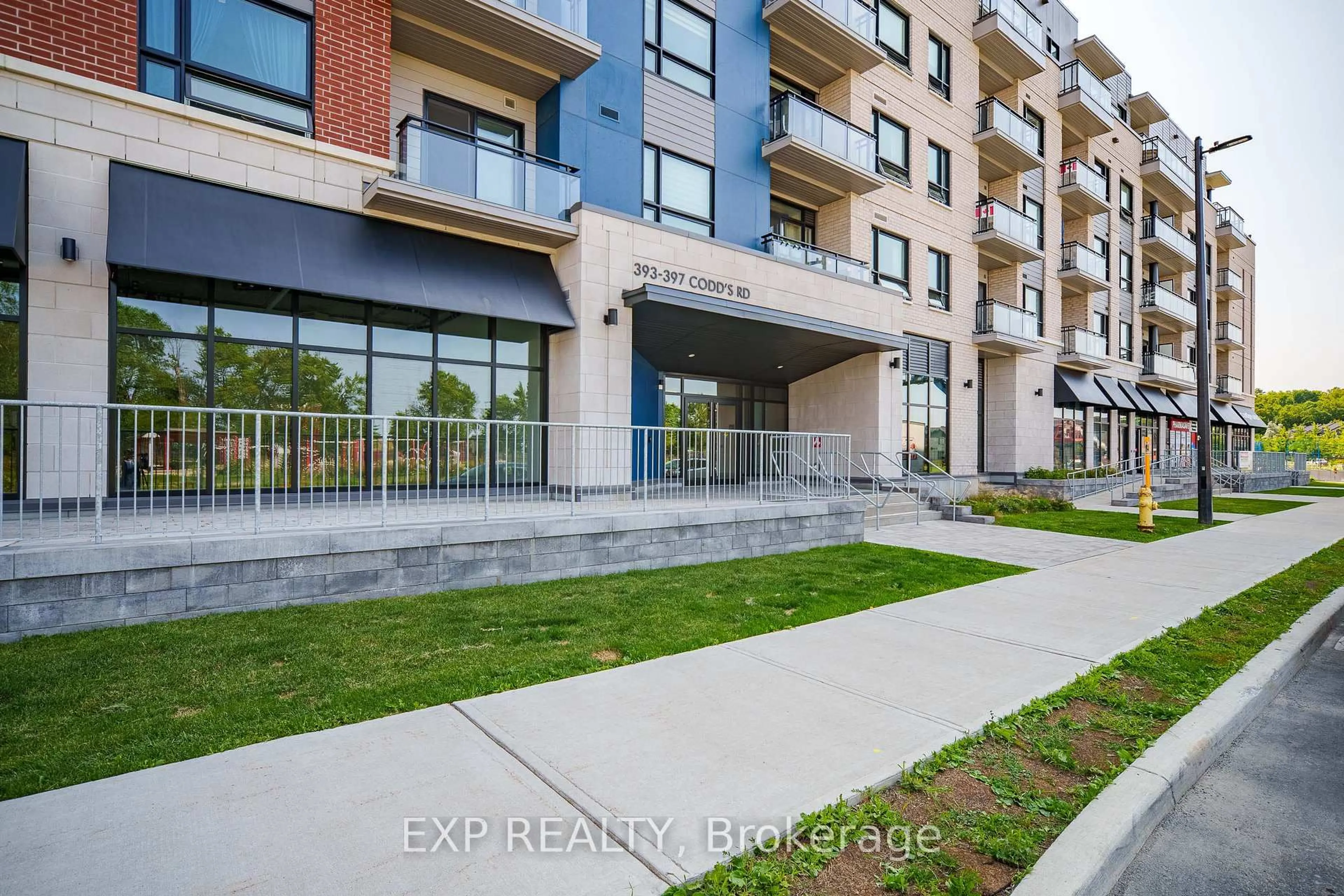 Patio, unknown for 397 Codds Rd #202, Ottawa Ontario K1K 5C7