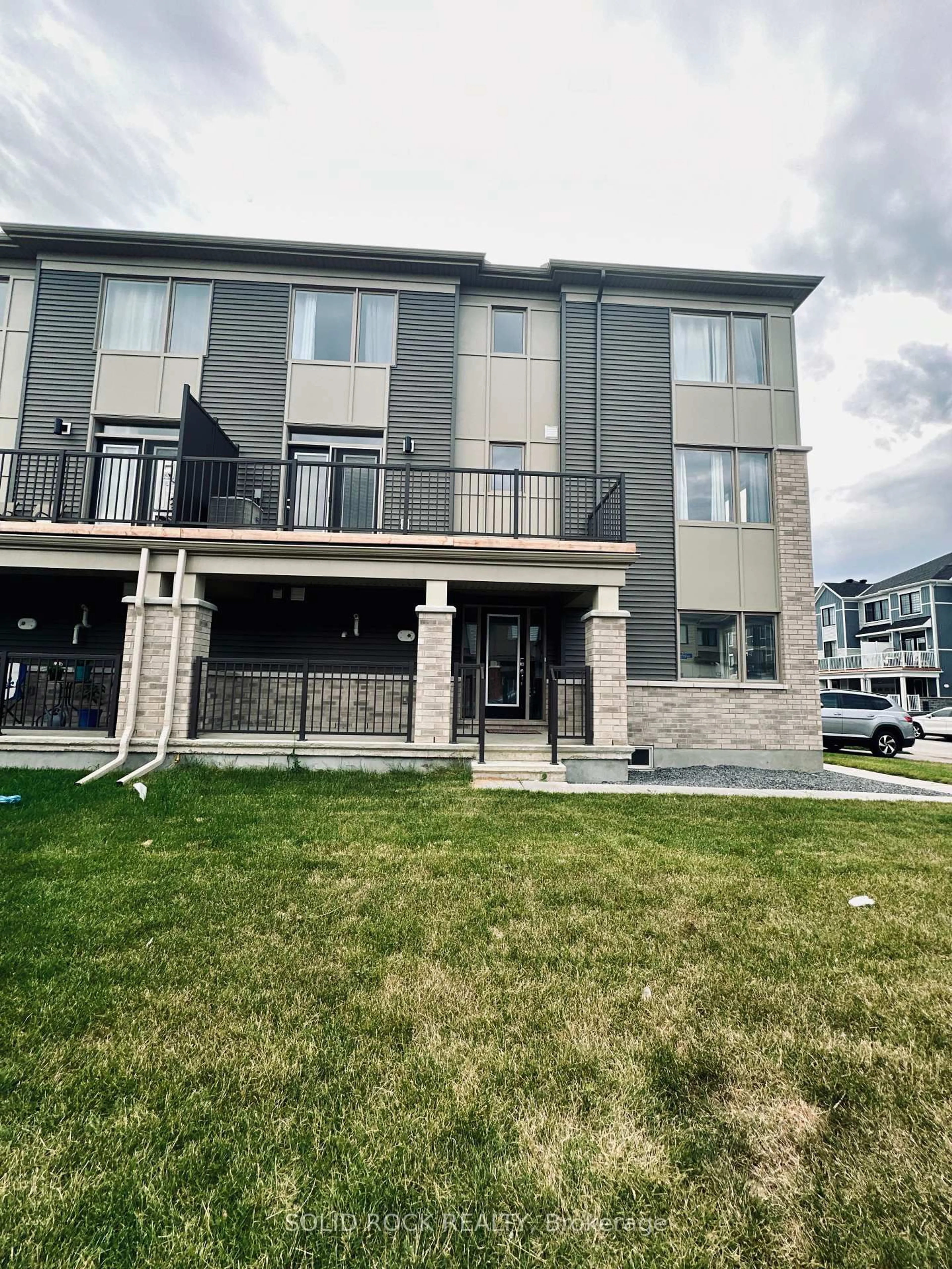 Unknown for 21 Stitch Mews St, Richmond Ontario K0A 2Z0