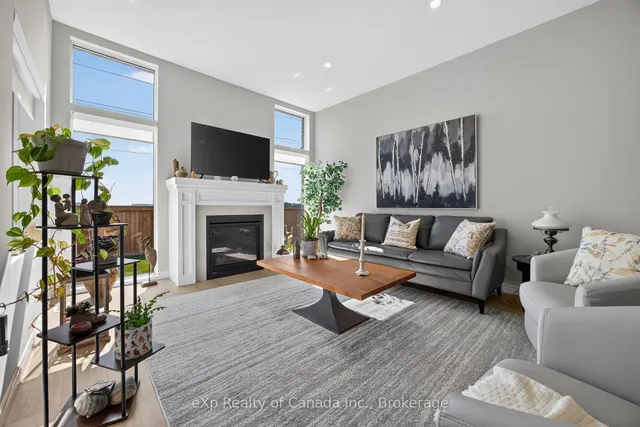 21 Evylean Crt, St. Thomas 5