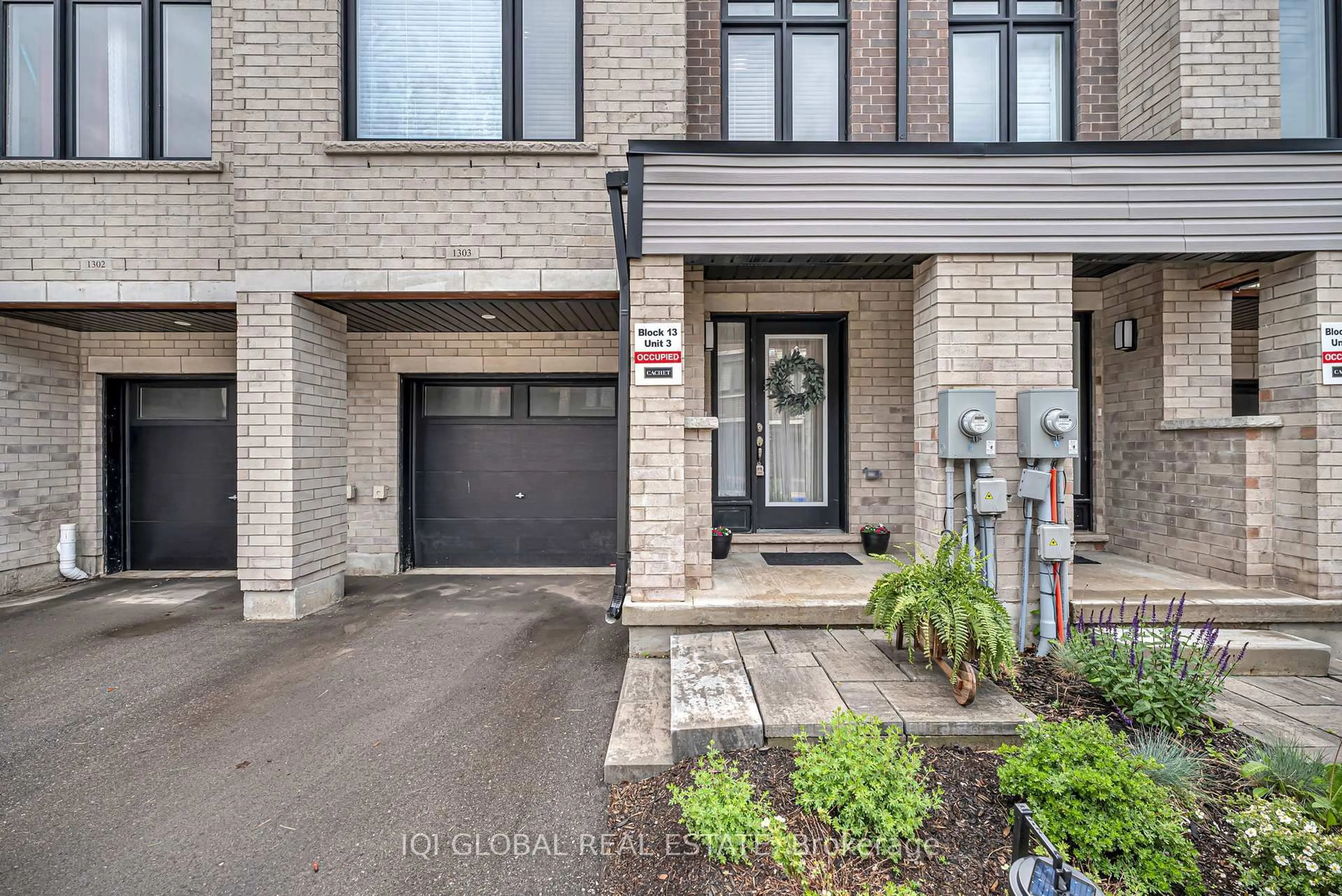 Home with brick exterior material, street for 585 Colborne St #1303, Brantford Ontario N3S 0K4