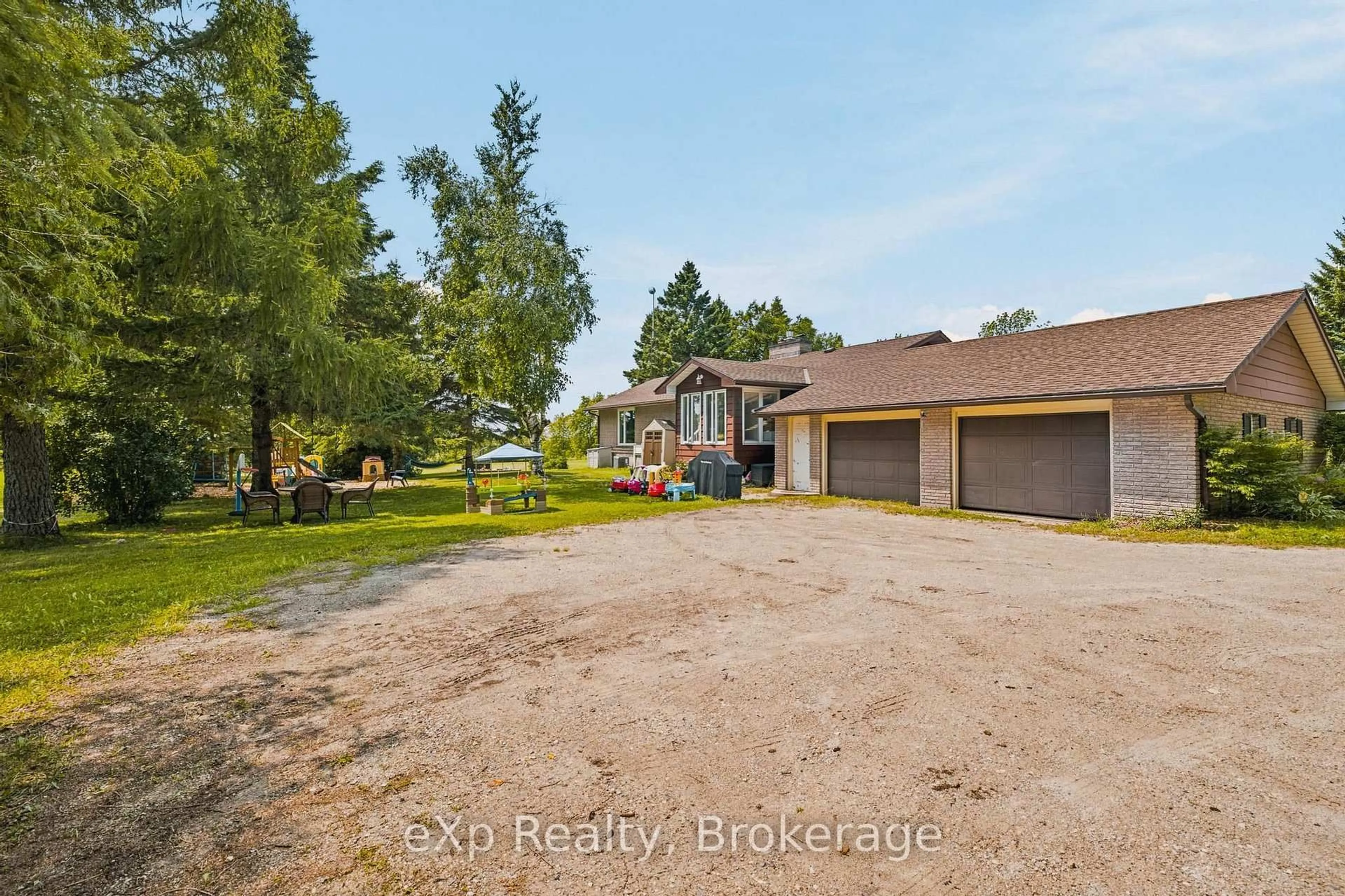 A pic from outside/outdoor area/front of a property/back of a property/a pic from drone, water/lake/river/ocean view for 146534 Southgate 14 Rd, Southgate Ontario N0C 1B0