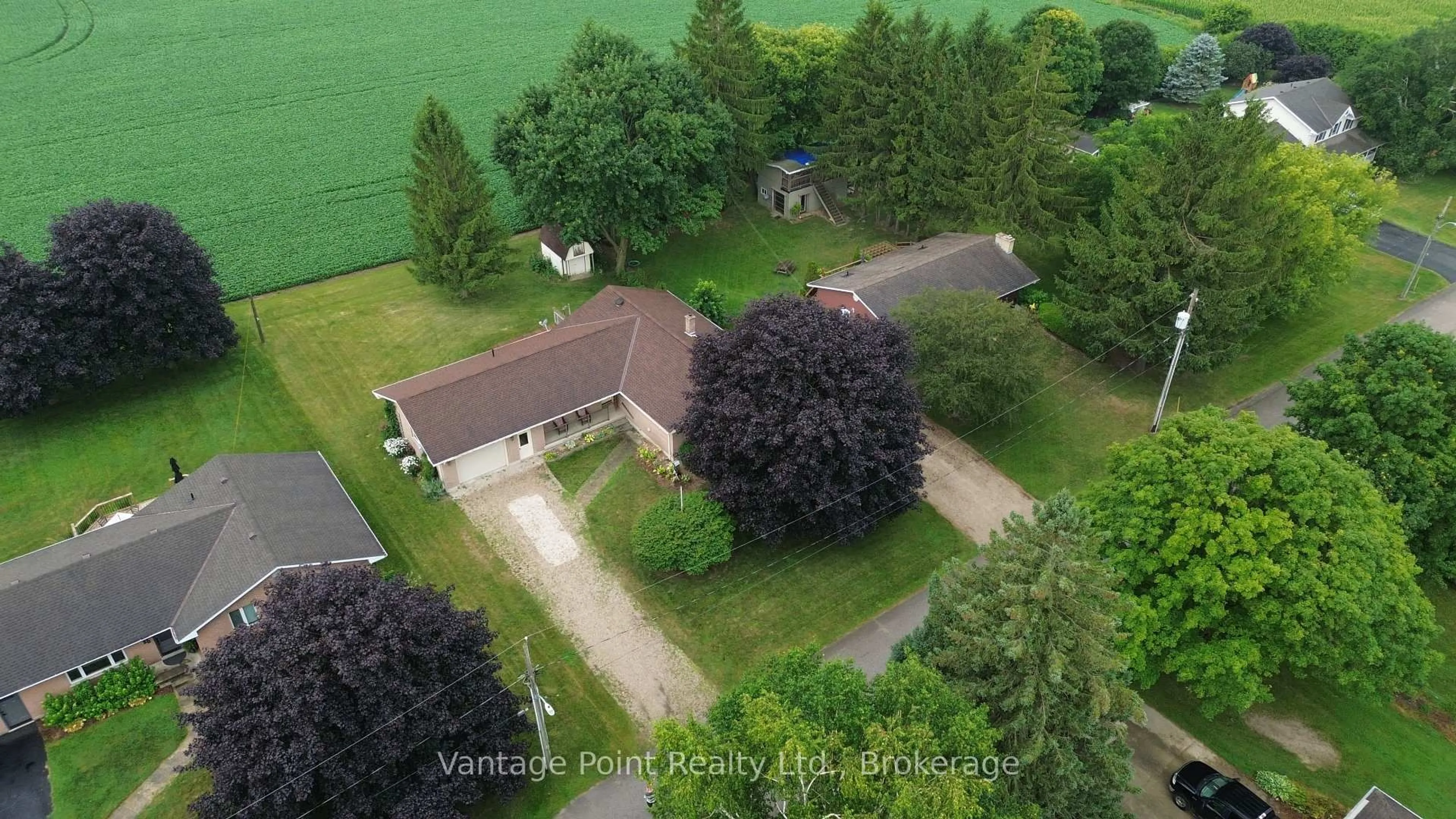A pic from outside/outdoor area/front of a property/back of a property/a pic from drone, water/lake/river/ocean view for 18 Frederick St, Huron East Ontario N0G 1H0