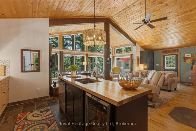 1114 Bruce Lake Dr, Muskoka Lakes 3