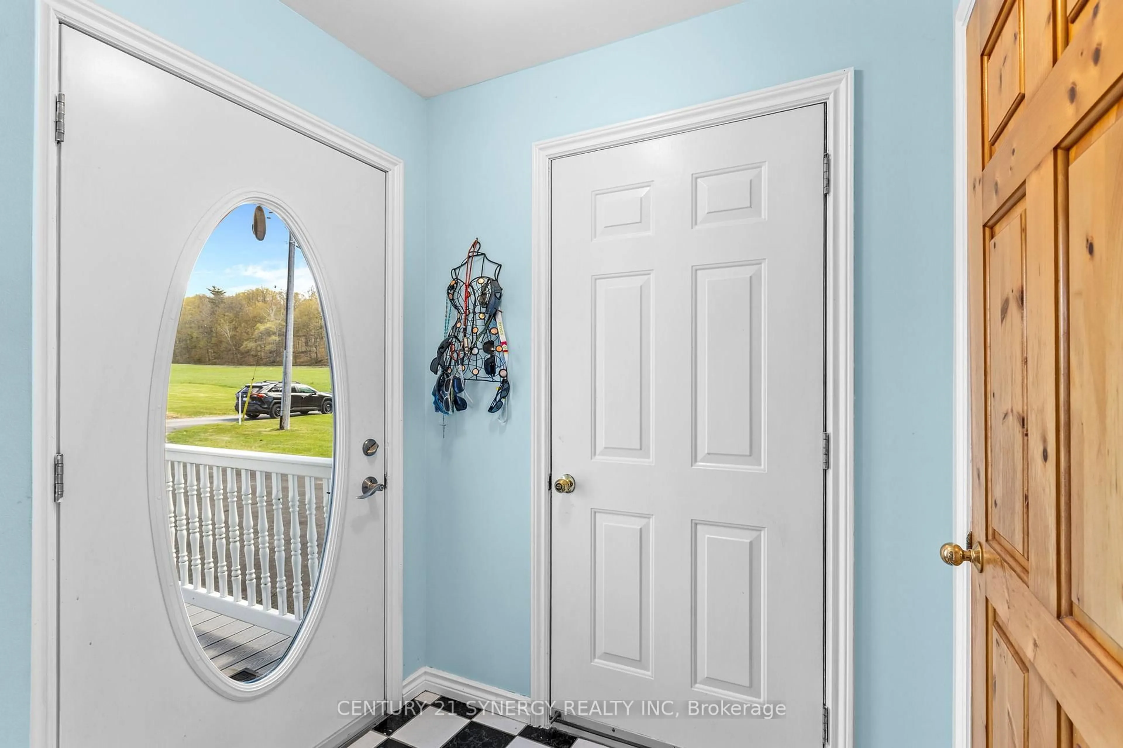 Indoor entryway for 179 Bobs Lake Lane 11 Lane, Barry's Bay Ontario K0K 1B0