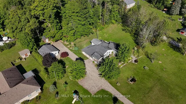 106 Drive-In Cres, Georgian Bluffs 3
