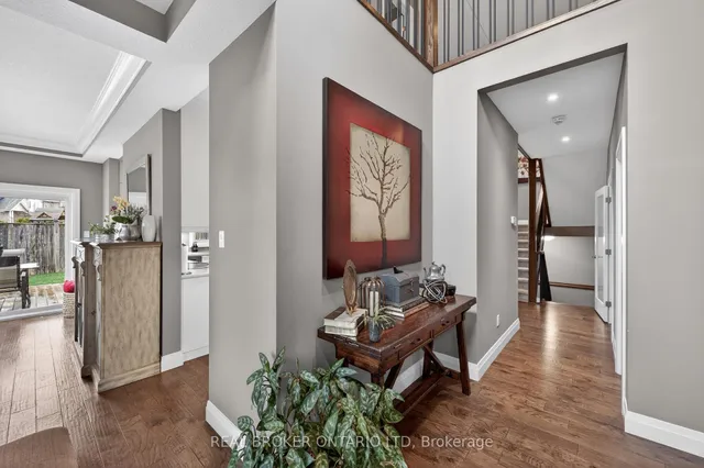 3386 Settlement Tr, London South 5
