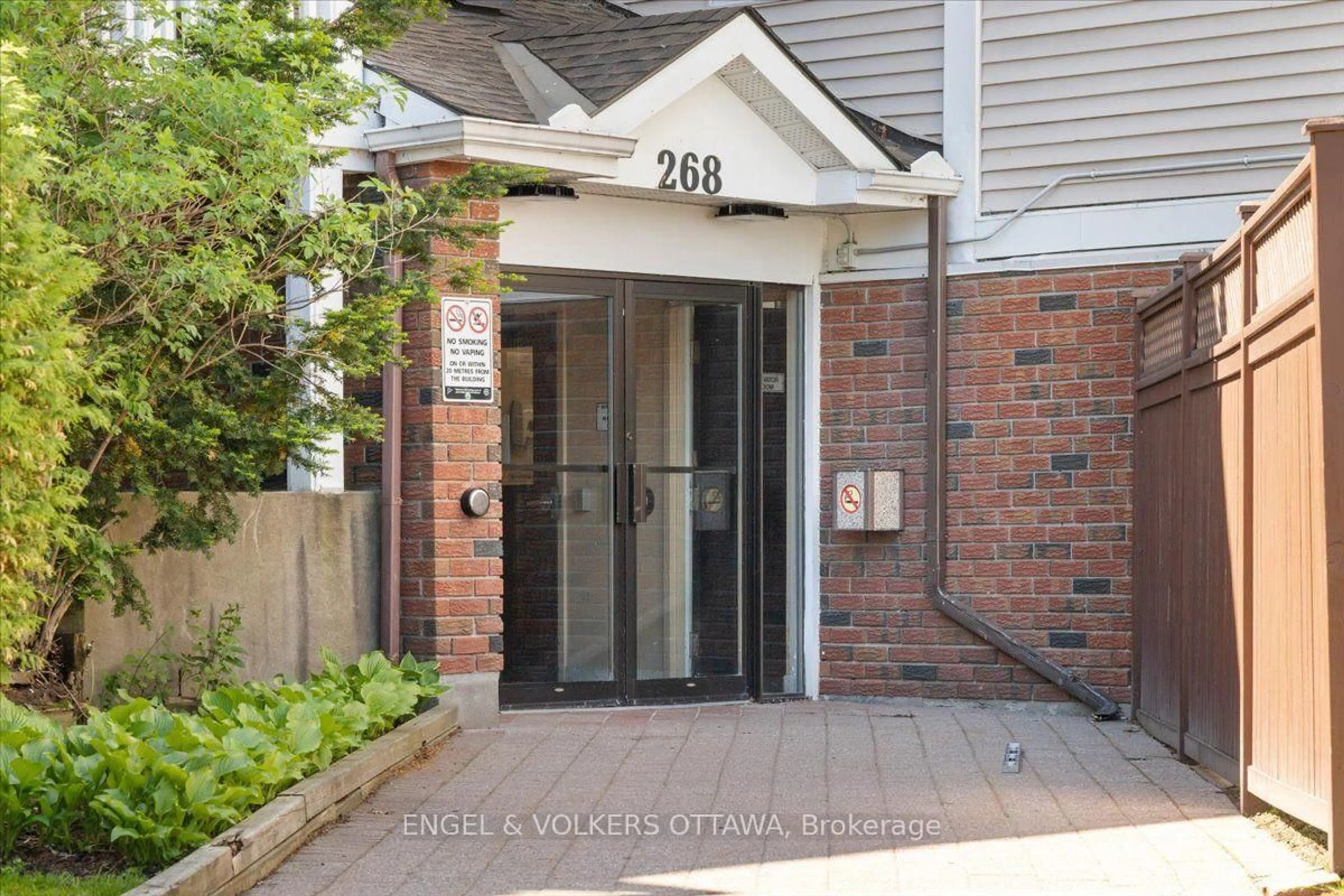 Indoor foyer for 268 Lorry Greenberg Dr #107, Ottawa Ontario K1T 3K1