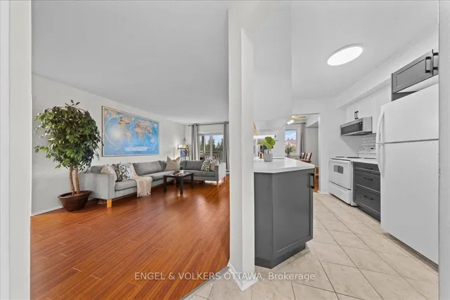 268 Lorry Greenberg Dr #107, Ottawa 3