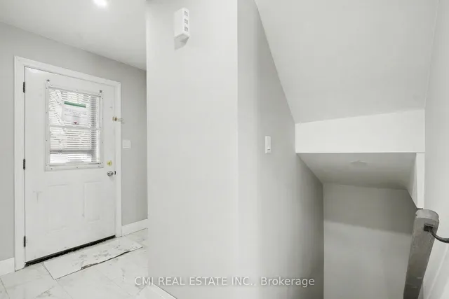 125 Sekura Cres #12, Cambridge 4