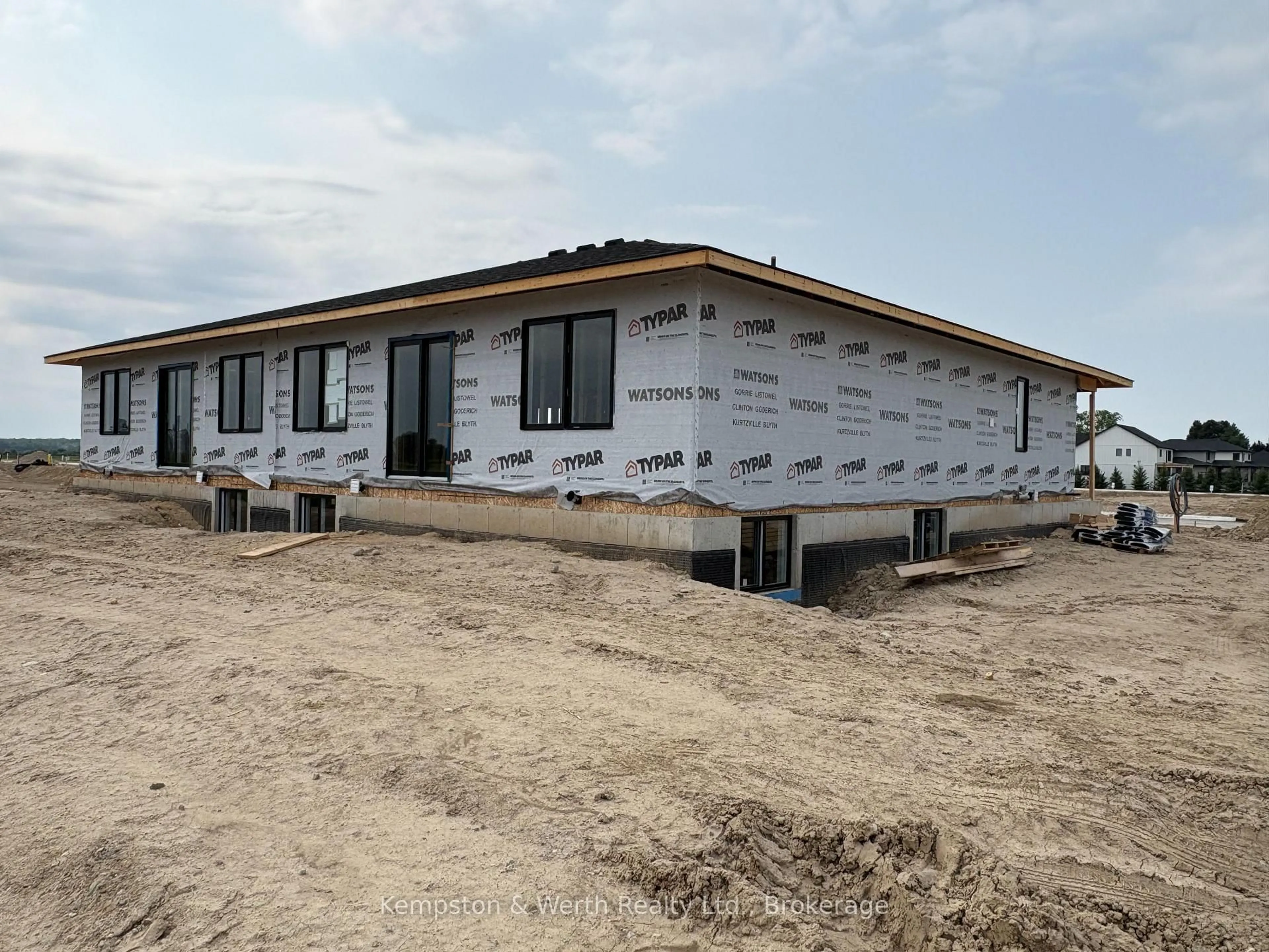 Home with vinyl exterior material, building for 379 Featherstone St, North Perth Ontario N4W 2C4