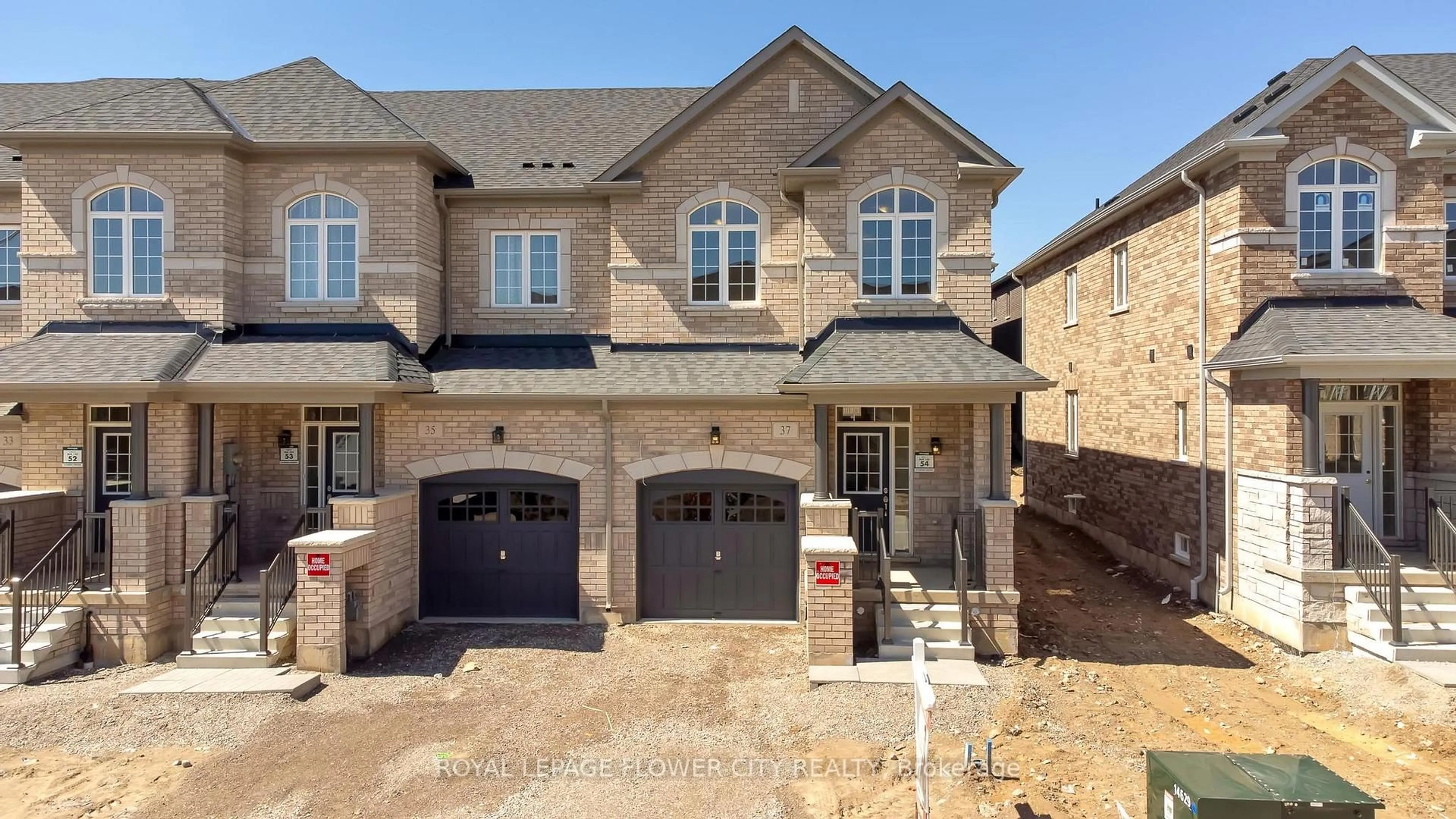 Home with brick exterior material, street for 37 Gledhill Cres, Cambridge Ontario N1T 0G4