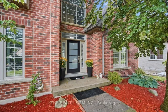 552 Mcgarrell Pl, London North 2