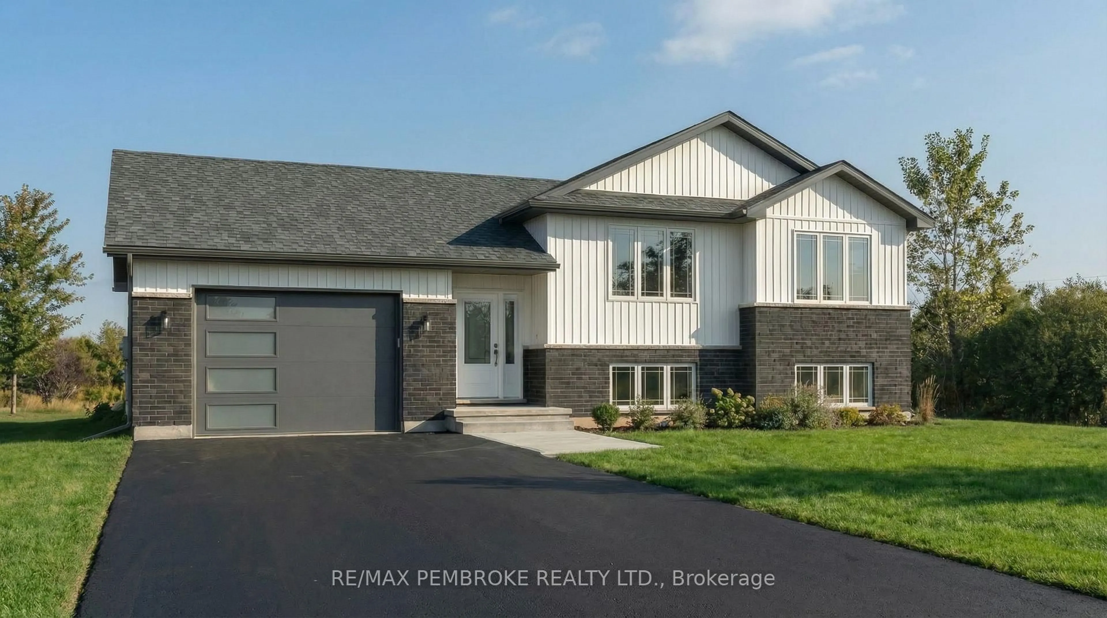 Home with vinyl exterior material, street for 22 Eddy Cres, Pembroke Ontario K8A 0M1