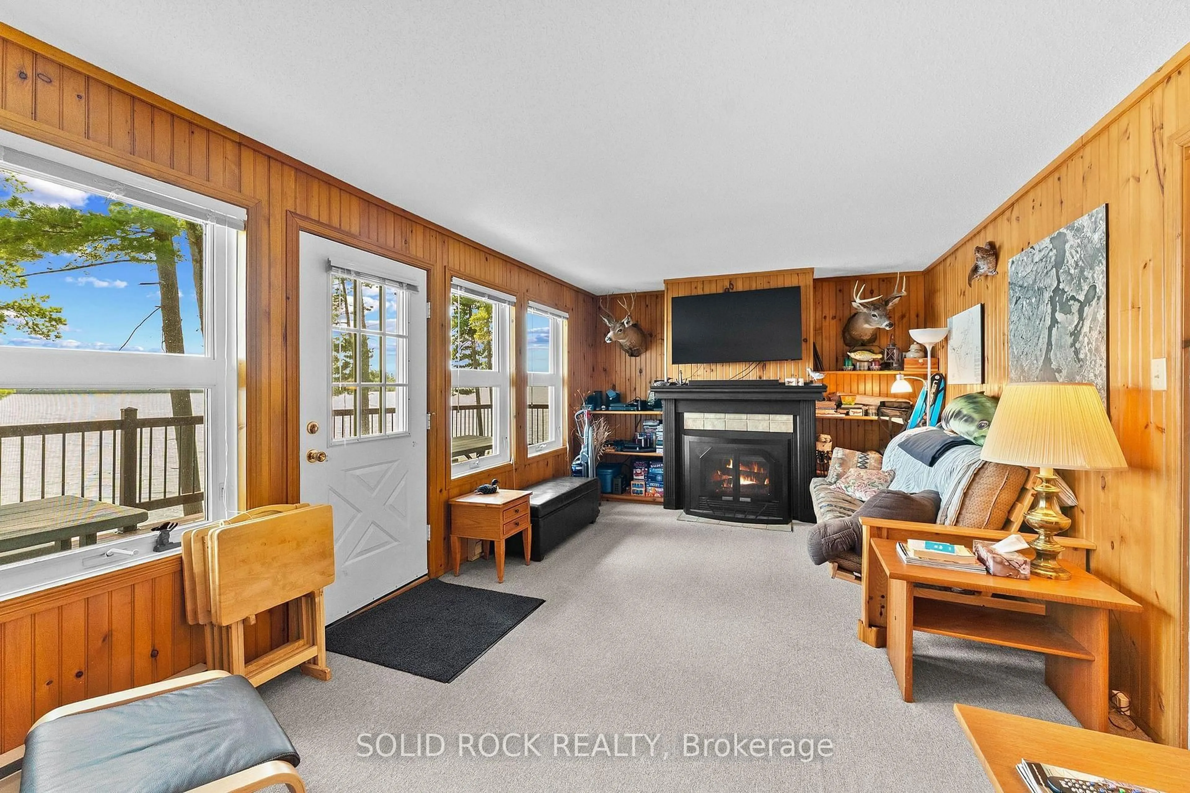Living room with furniture, unknown for 992 White Lake, White Lake Ontario K0A 3L0