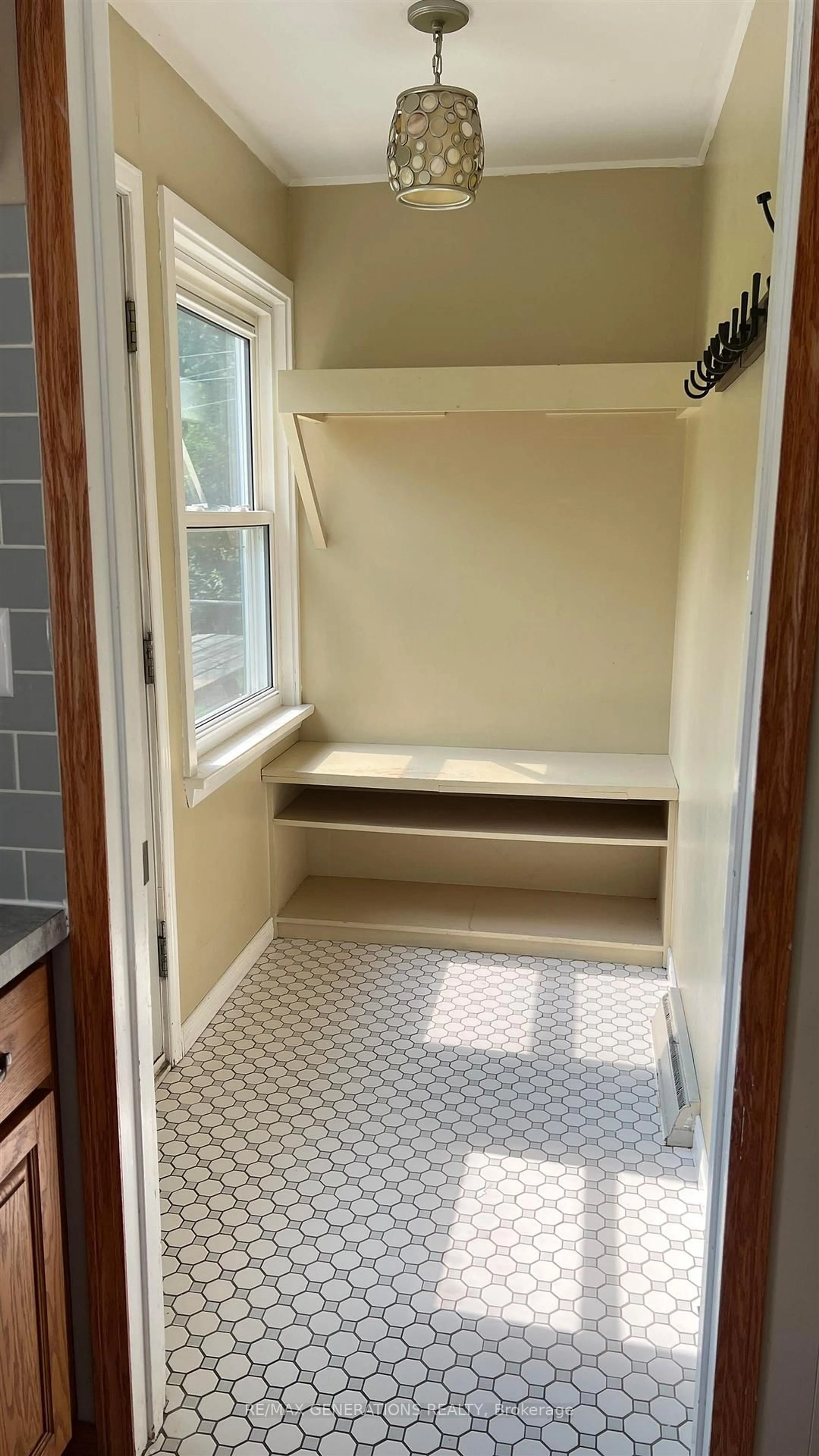 A pic of a room for 15 Sund Cres, Marathon Ontario P0T 2E0