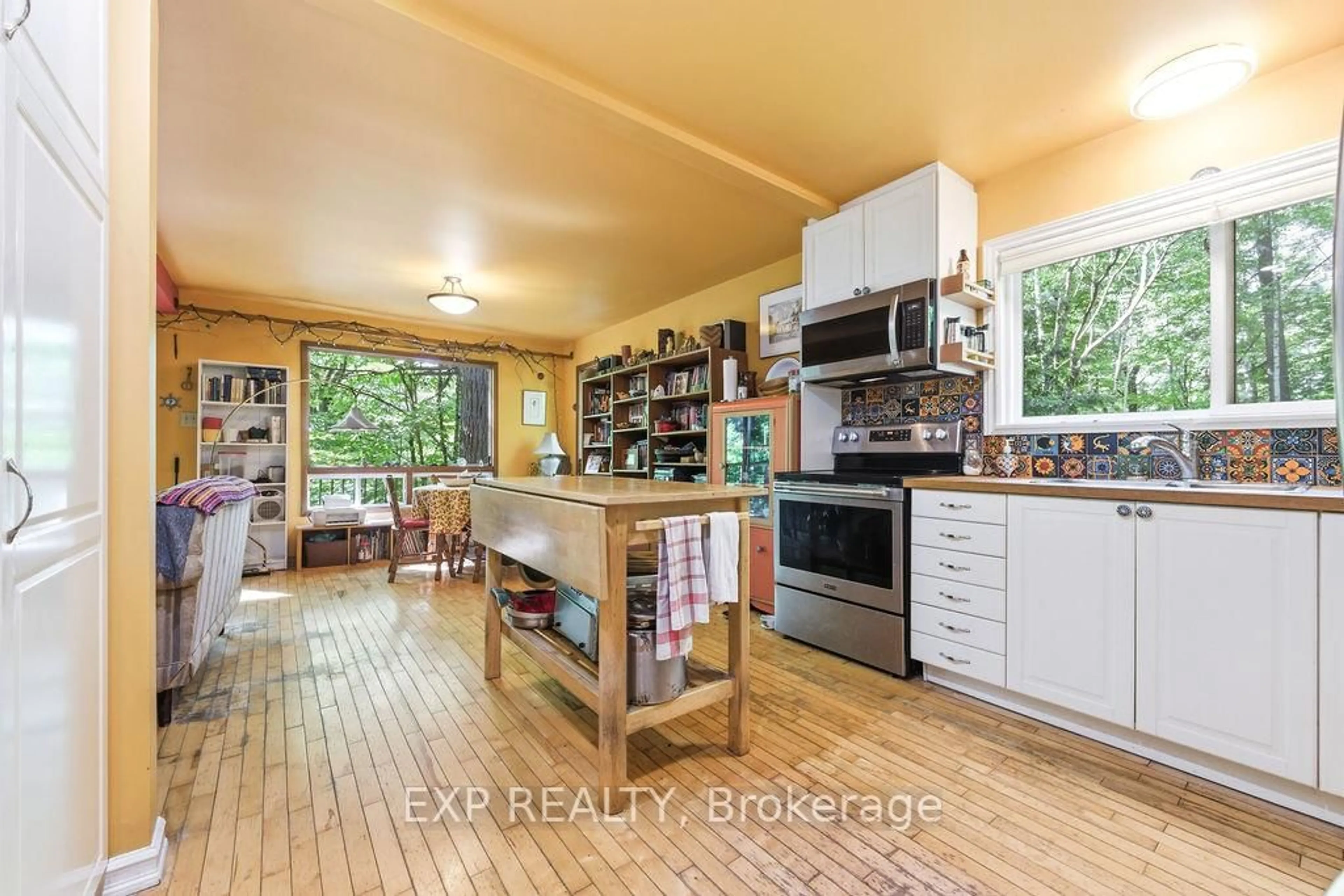 Open concept kitchen, unknown for 2205 Calabogie Rd, Mackey Ontario K0J 1E0