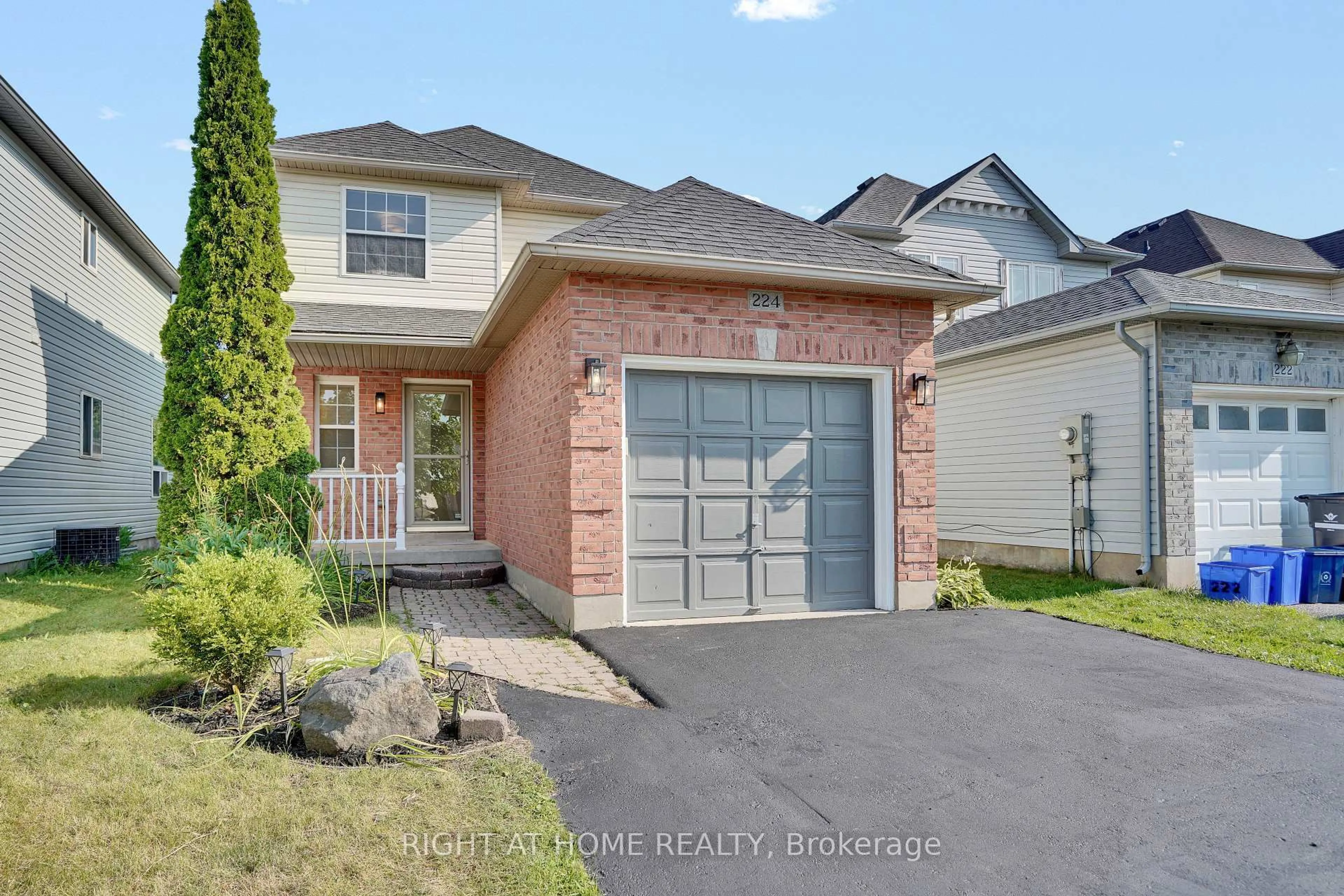 Home with brick exterior material, street for 224 Hilltop Dr, North Dumfries Ontario N0B 1E0