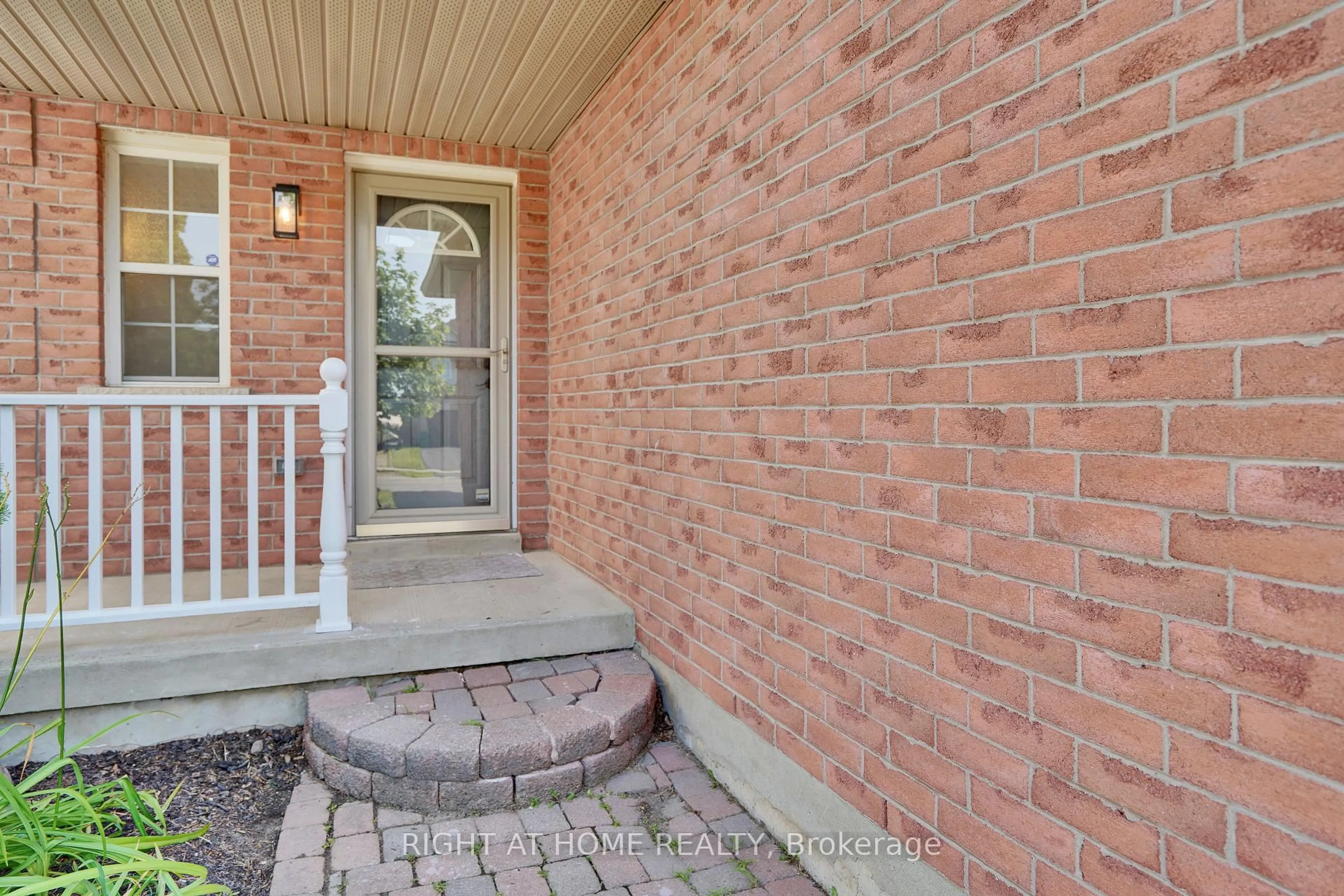 Unknown for 224 Hilltop Dr, North Dumfries Ontario N0B 1E0