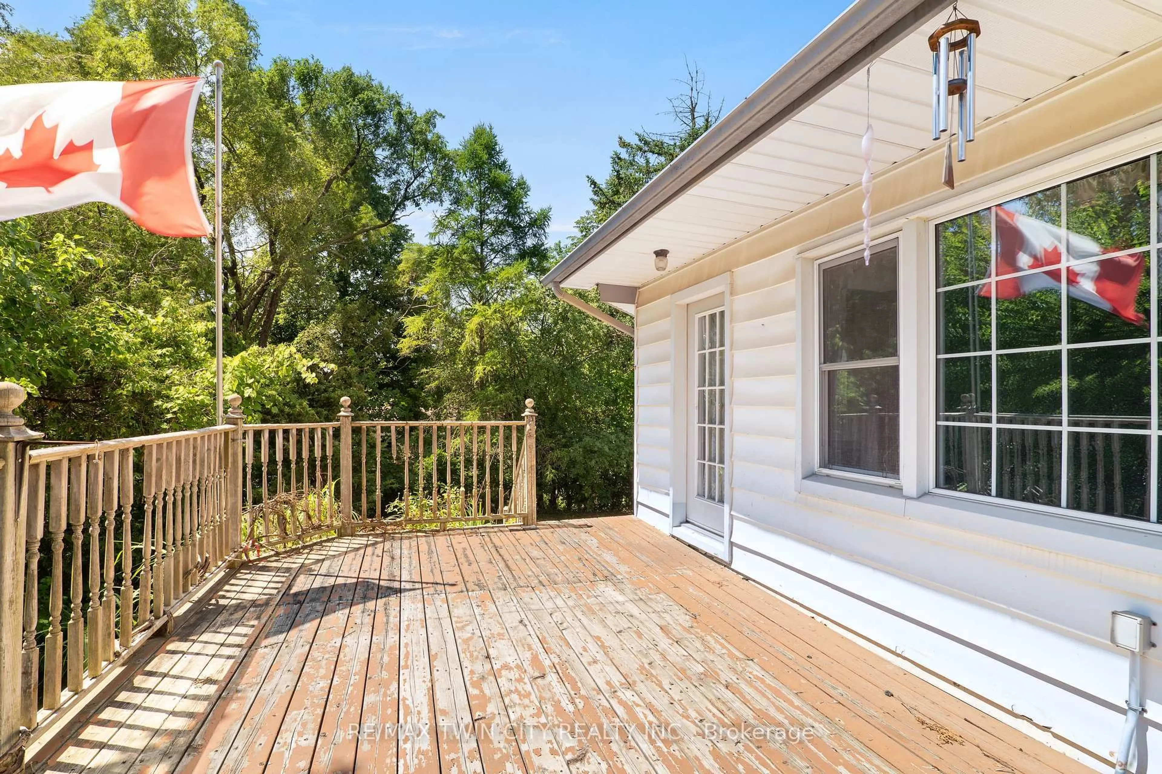 Patio, unknown for 273 Thaler Ave, Kitchener Ontario N2A 1R7