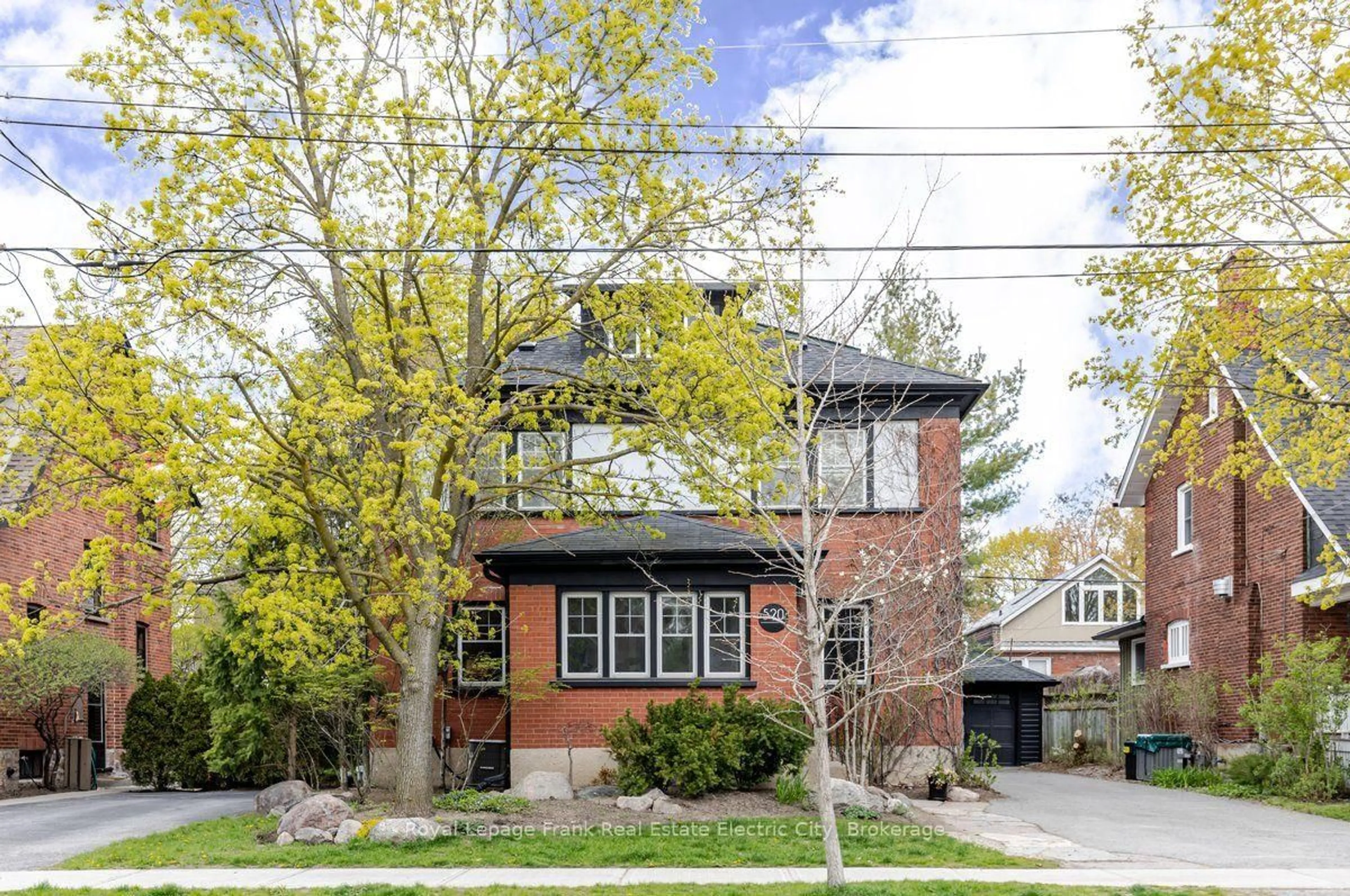 Home with brick exterior material, street for 520 Homewood Ave, Peterborough Ontario K9H 2N3