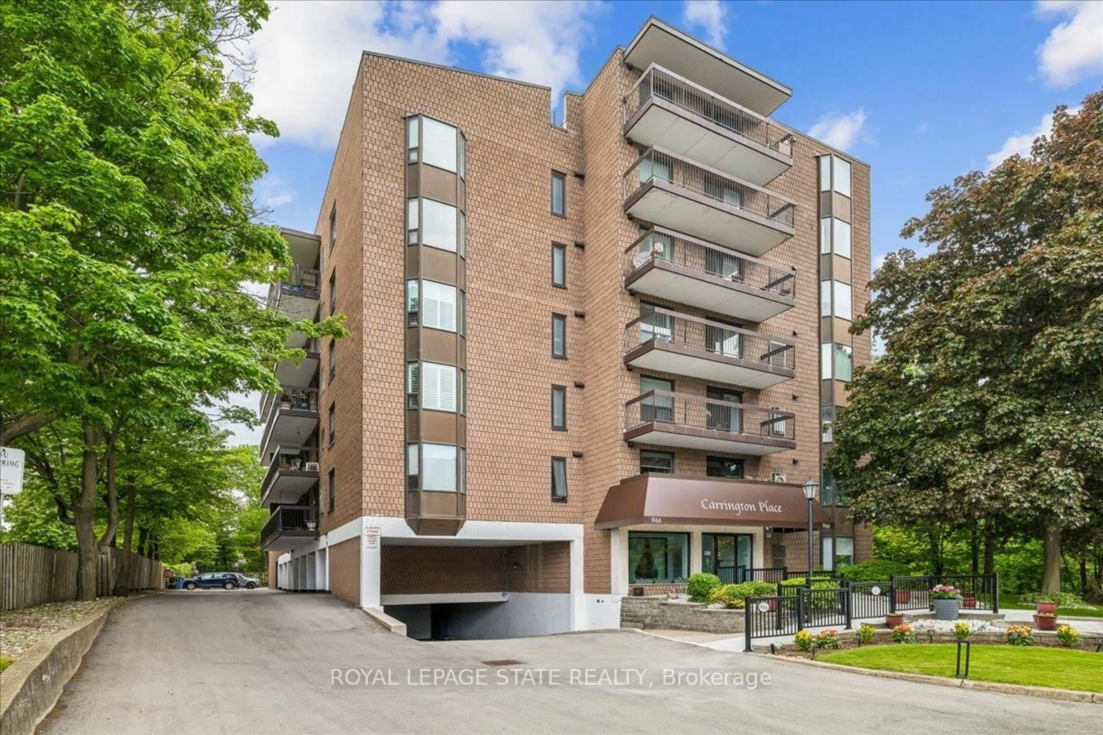 Unknown for 966 Queenston Rd #605, Hamilton Ontario L8G 1B7
