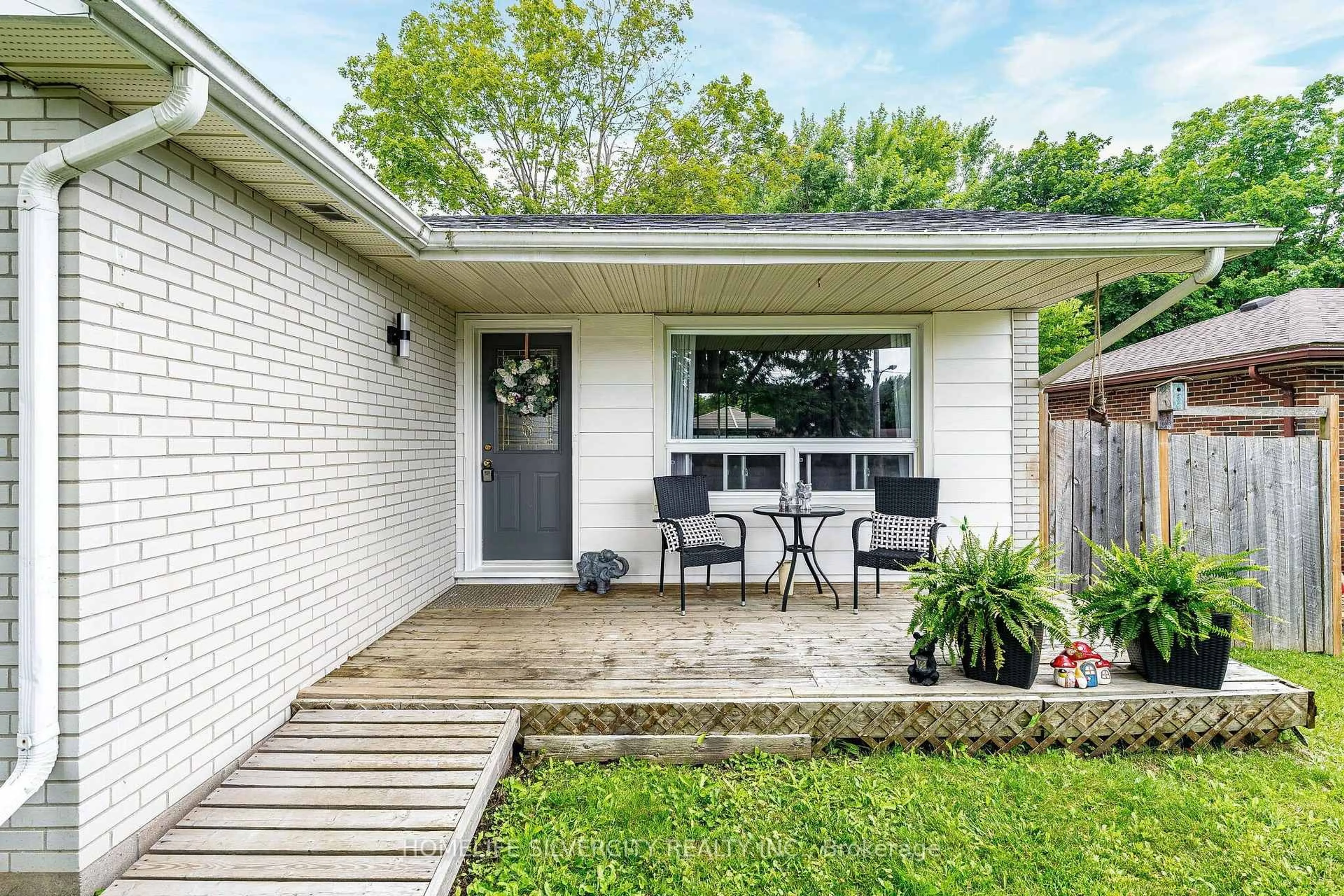 Home with brick exterior material, street for 404 Andrew St, Shelburne Ontario L9V 2Y8