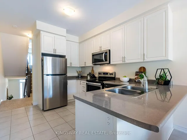 279 Skinner Rd, Hamilton 5