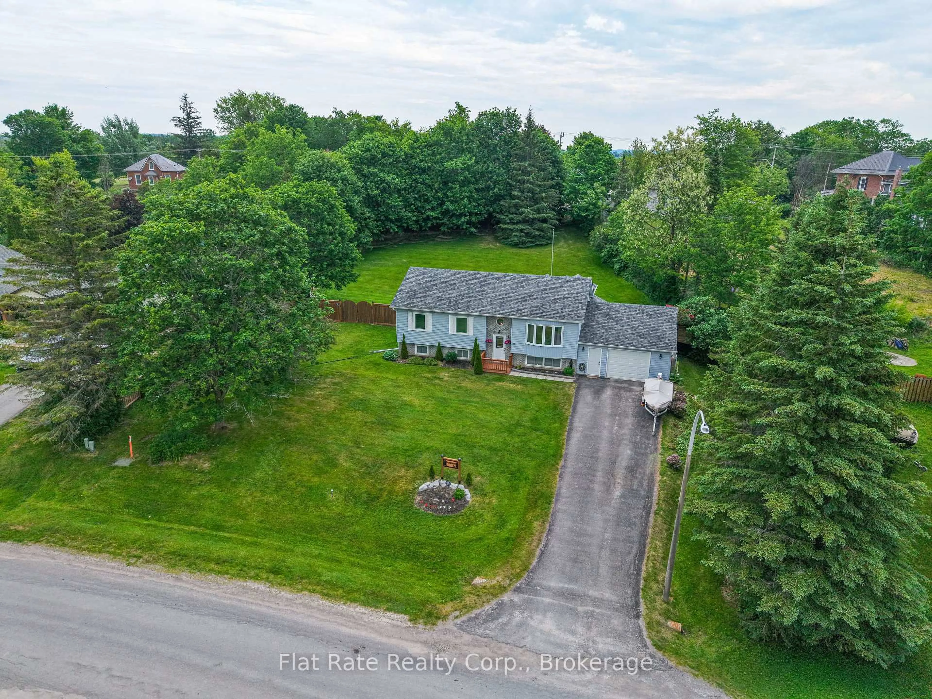 A pic from outside/outdoor area/front of a property/back of a property/a pic from drone, street for 109 PINECREST Ave, Otonabee-South Monaghan Ontario K0L 2G0