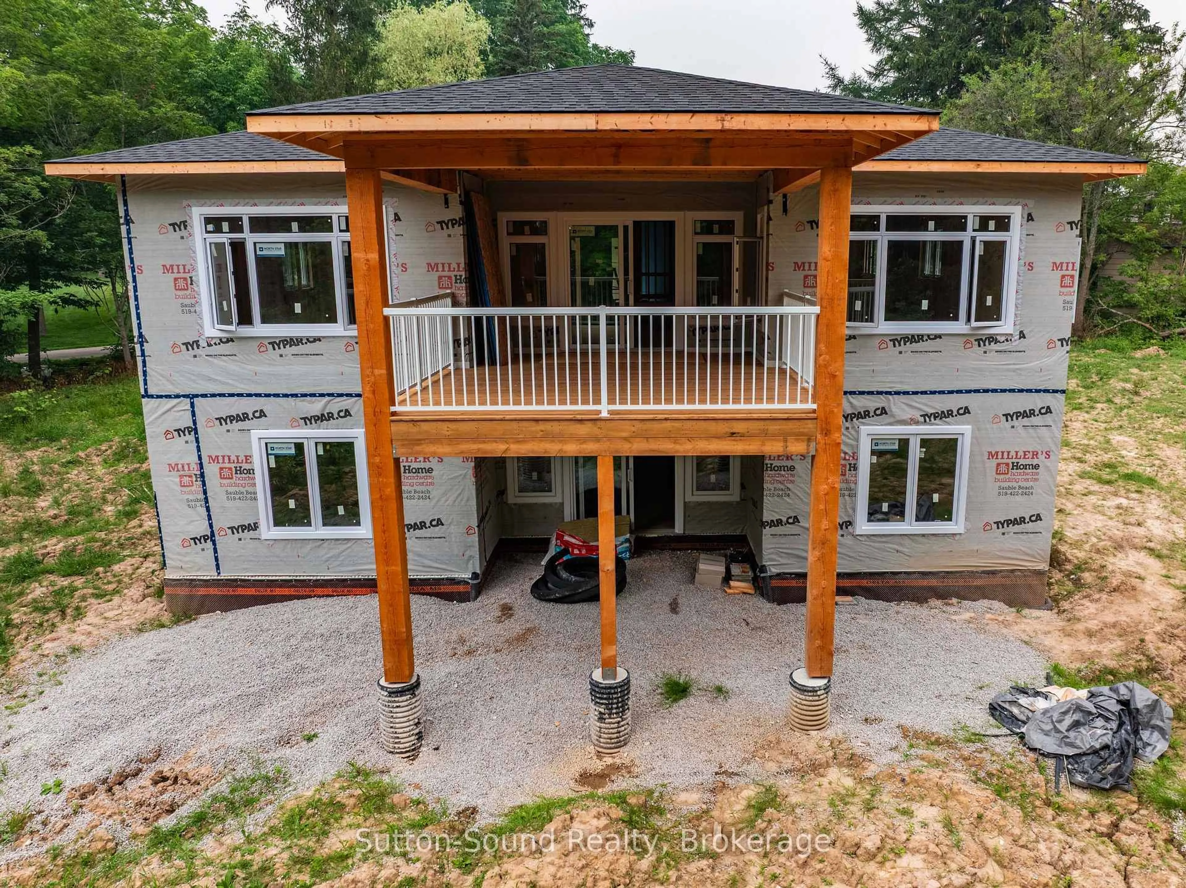 Unknown for 791 23rd St, Owen Sound Ontario N4K 4H4