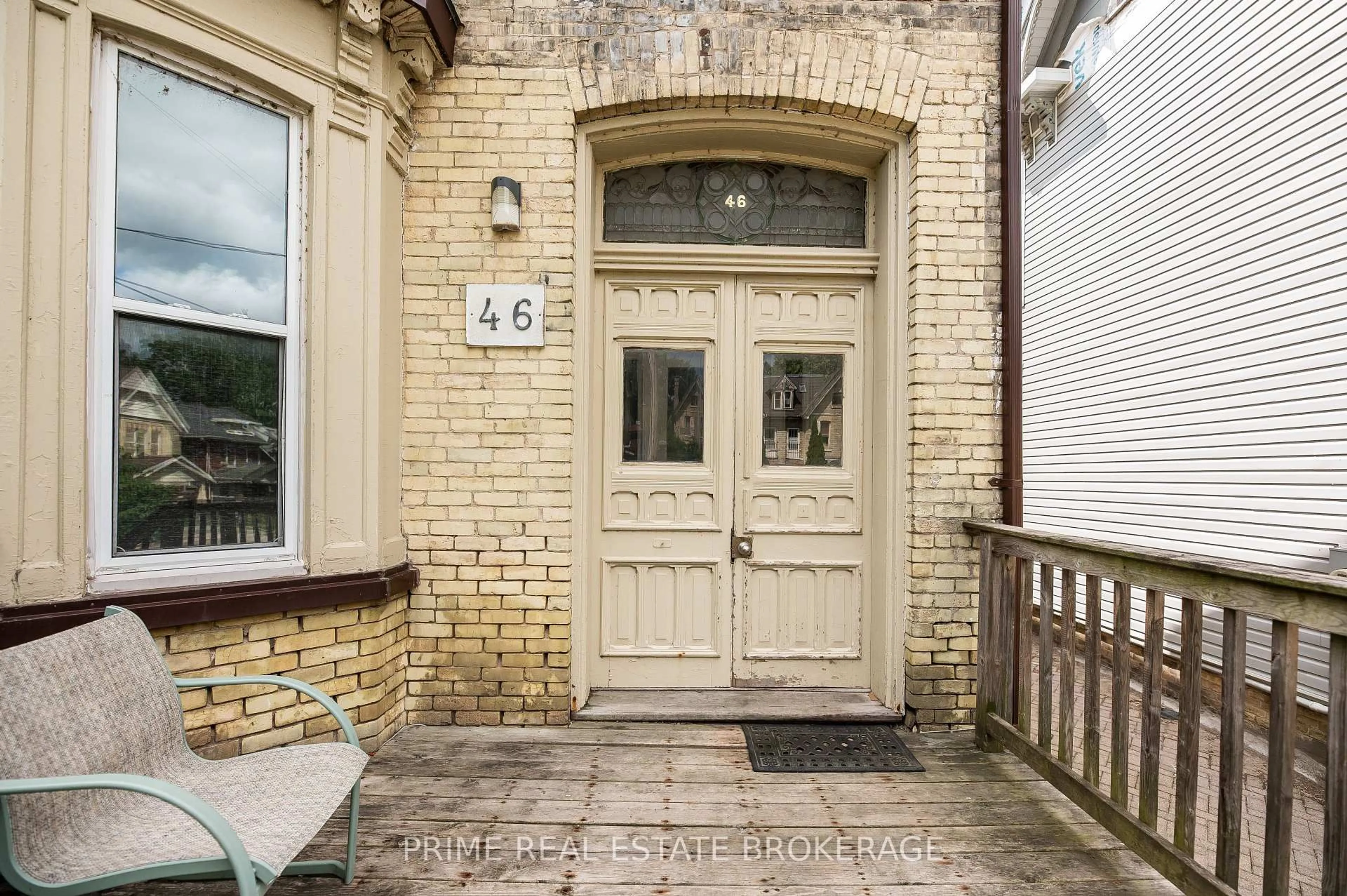 Indoor entryway for 46 Stanley St, London South Ontario N6C 1B1