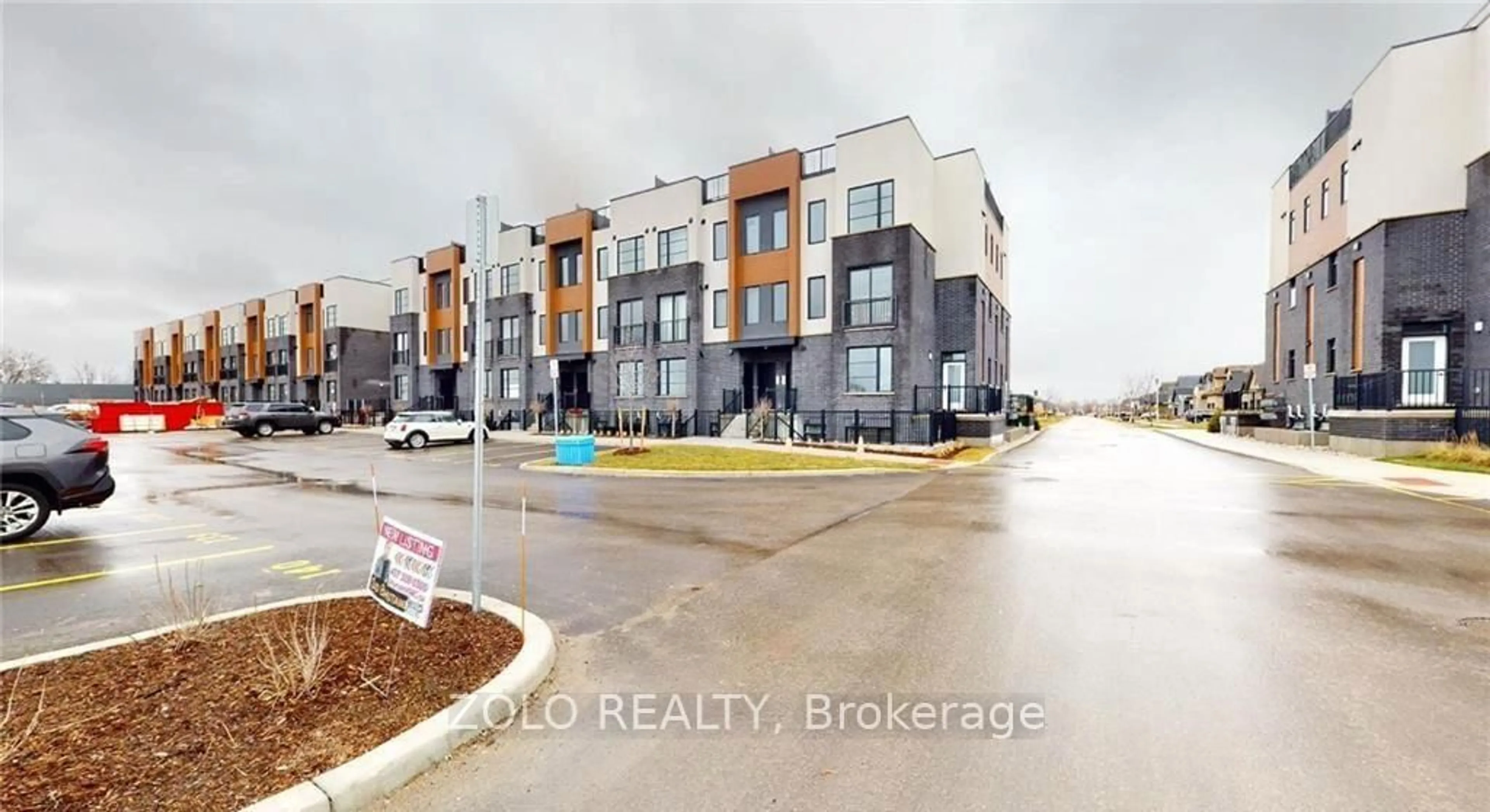 Blurry image for 3900 Savoy St #151, London South Ontario N6P 0H9