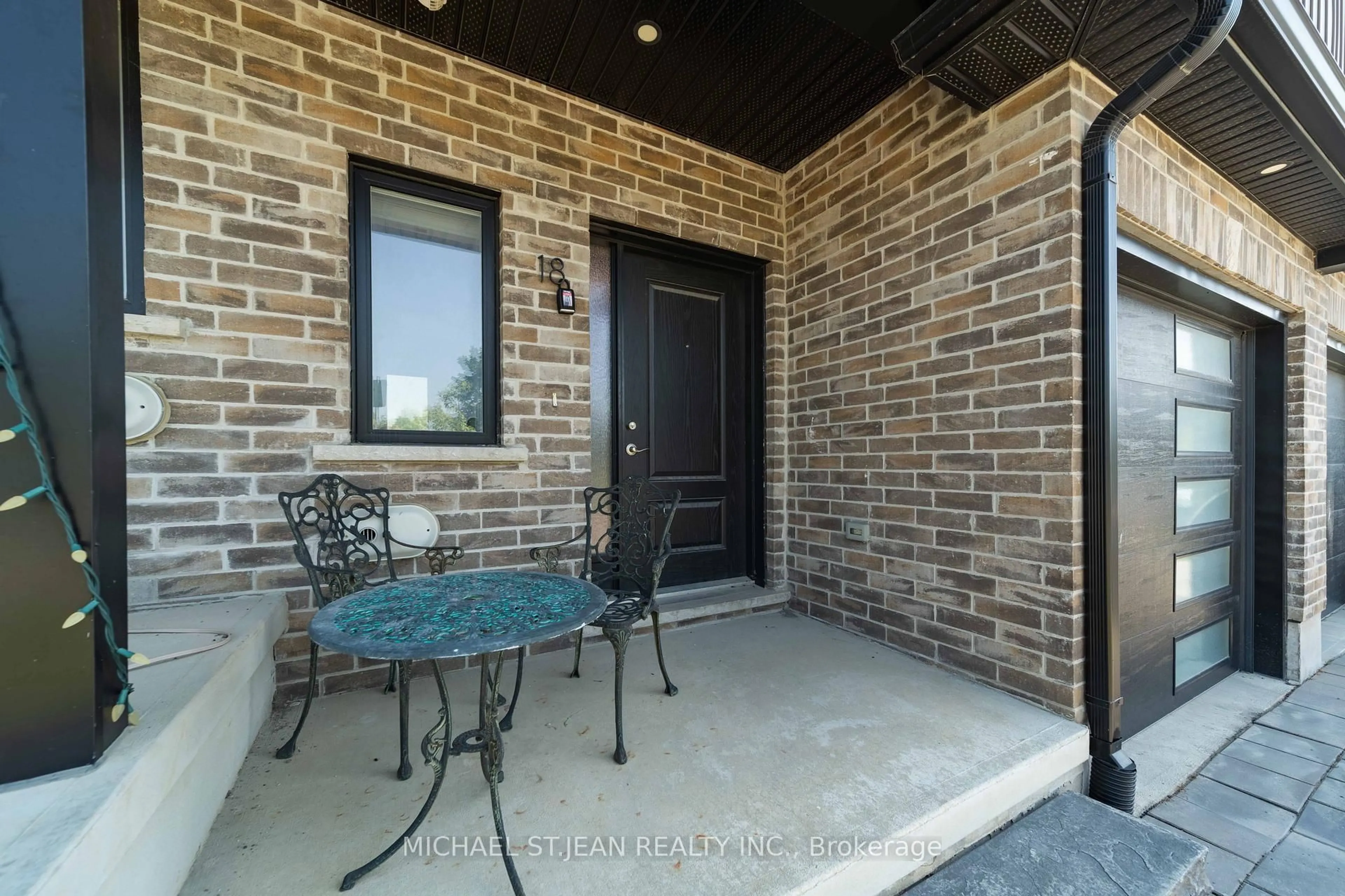 Unknown for 811 Sarnia Rd #18, London North Ontario N6H 0K3