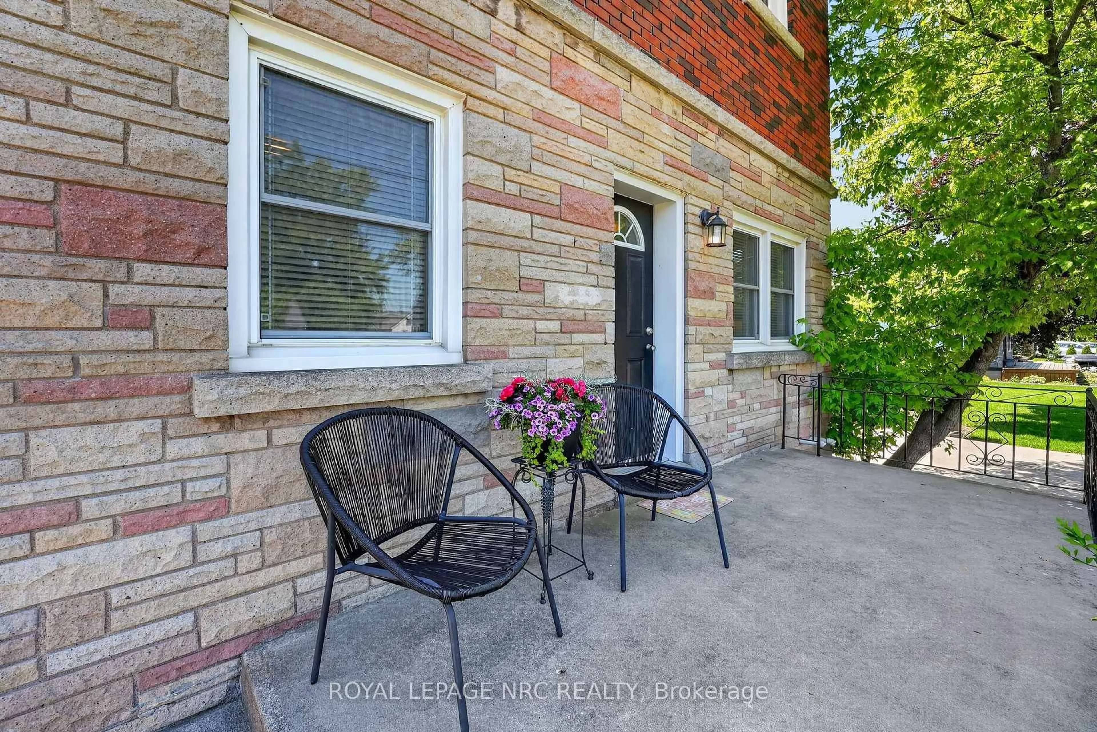 Patio, water/lake/river/ocean view for 185 Catherine St, Fort Erie Ontario L2A 2J4
