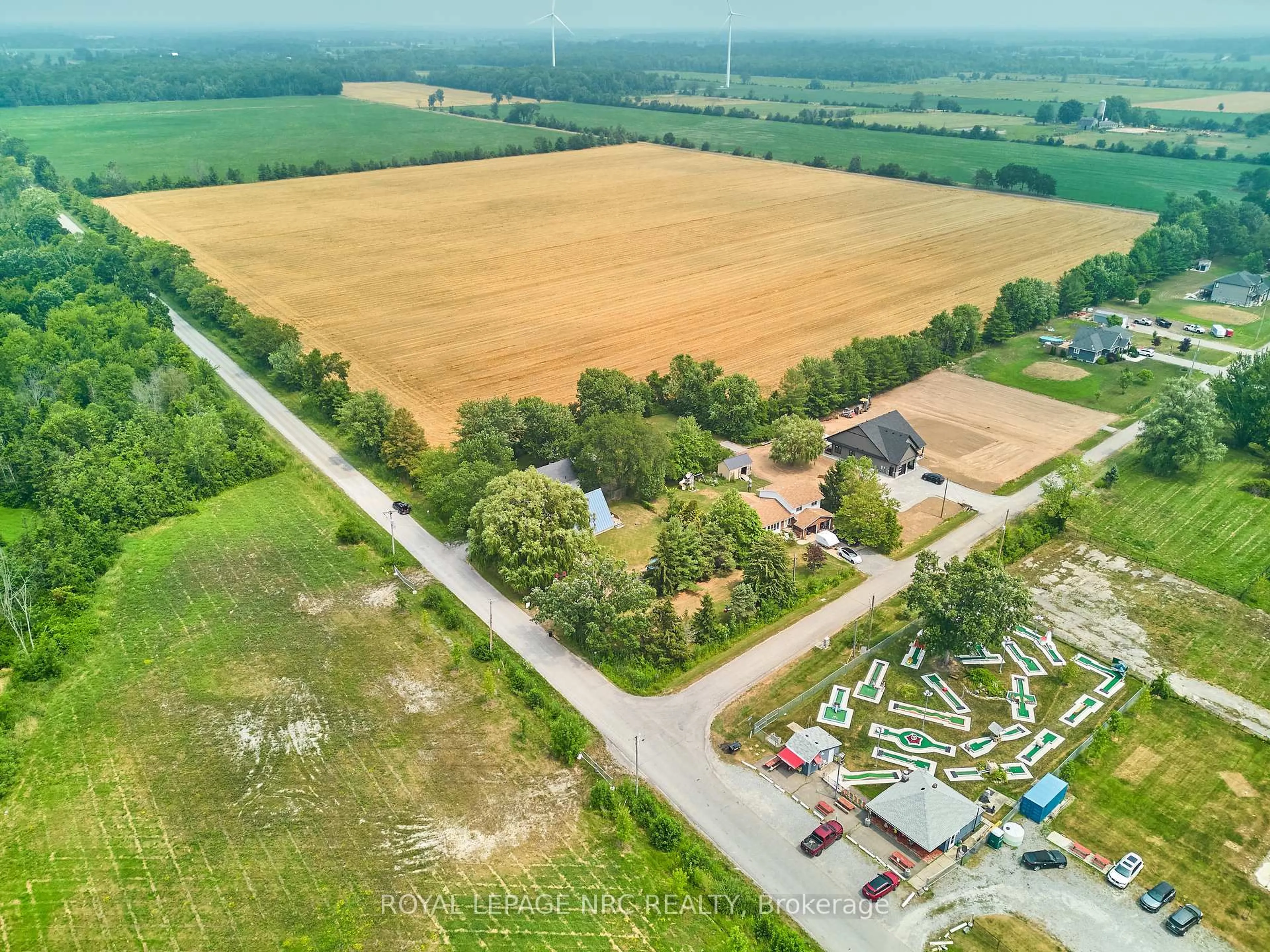 A pic from outside/outdoor area/front of a property/back of a property/a pic from drone, unknown for 12209 Brawn Rd, Wainfleet Ontario L0S 1V0