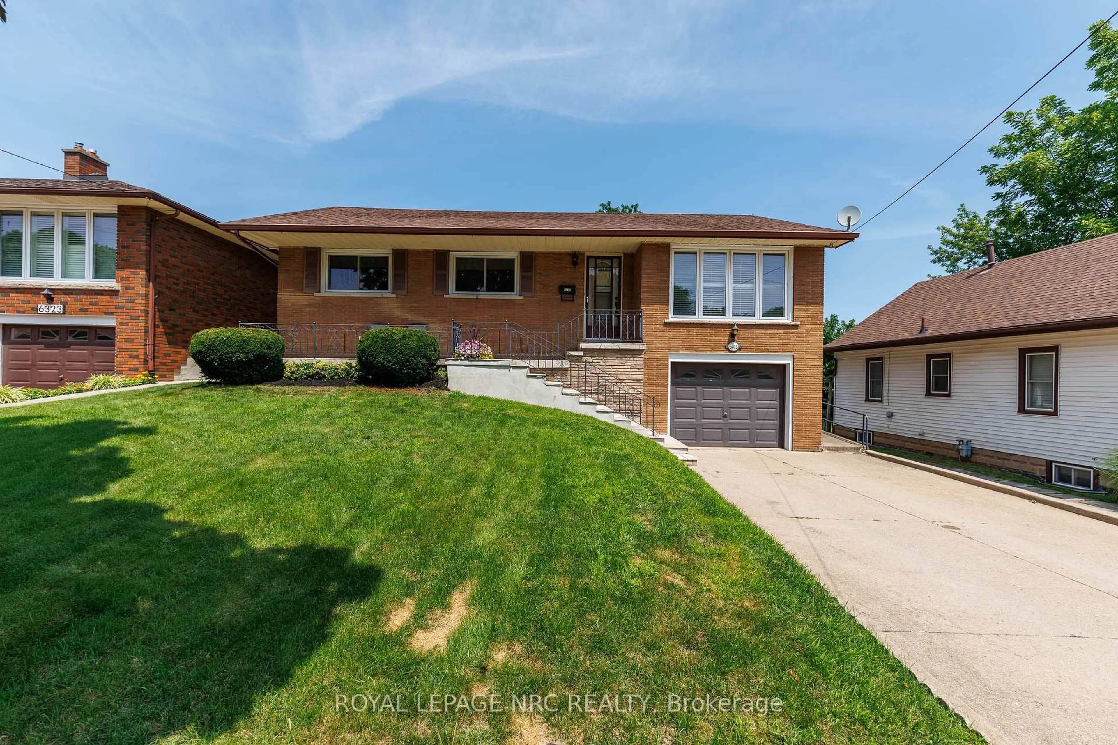 Home with brick exterior material, street for 6313 CRAWFORD St, Niagara Falls Ontario L2E 5Y8