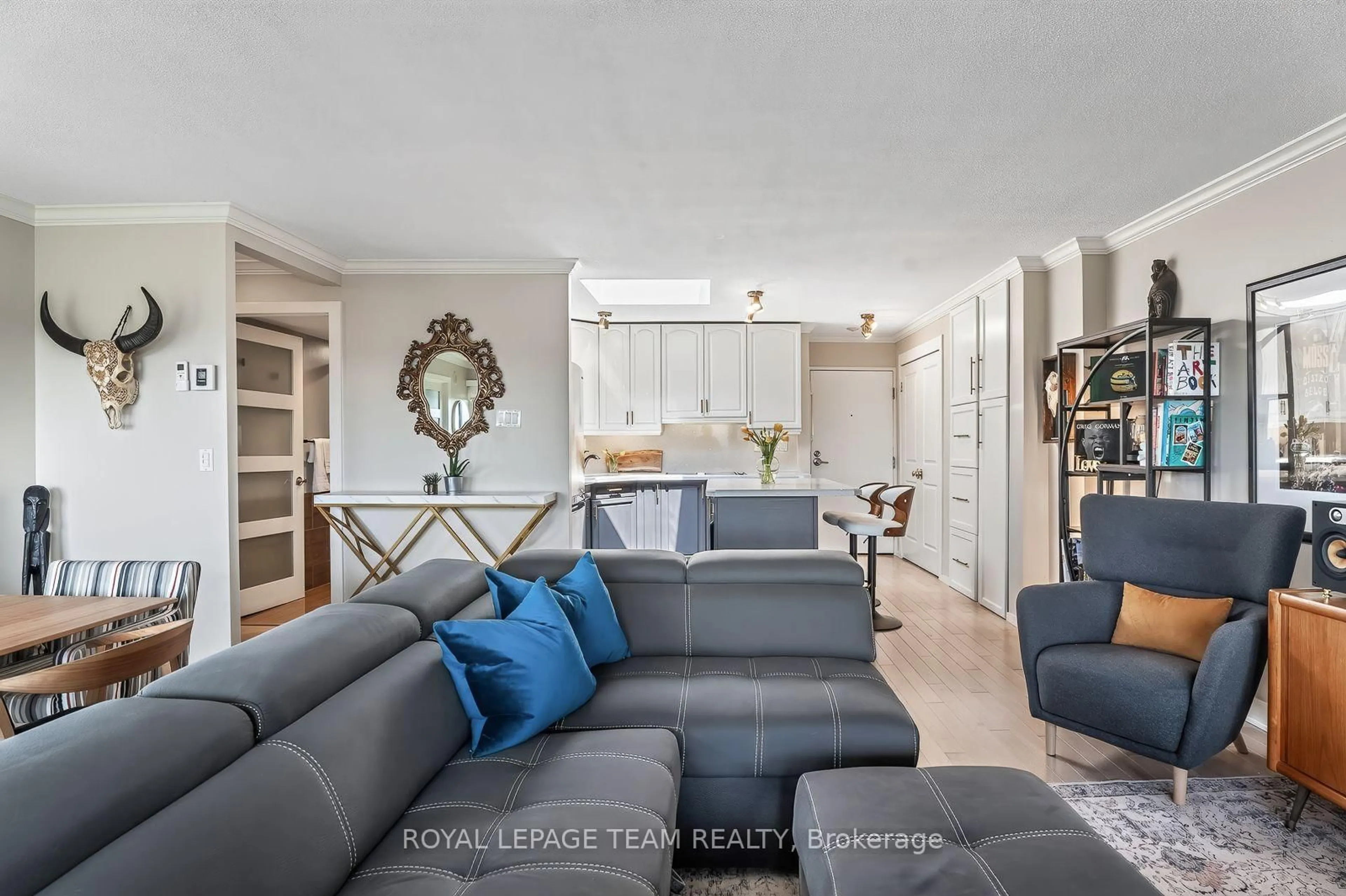 Living room with furniture, unknown for 40 LANDRY St #1710, Ottawa Ontario K1L 8K4