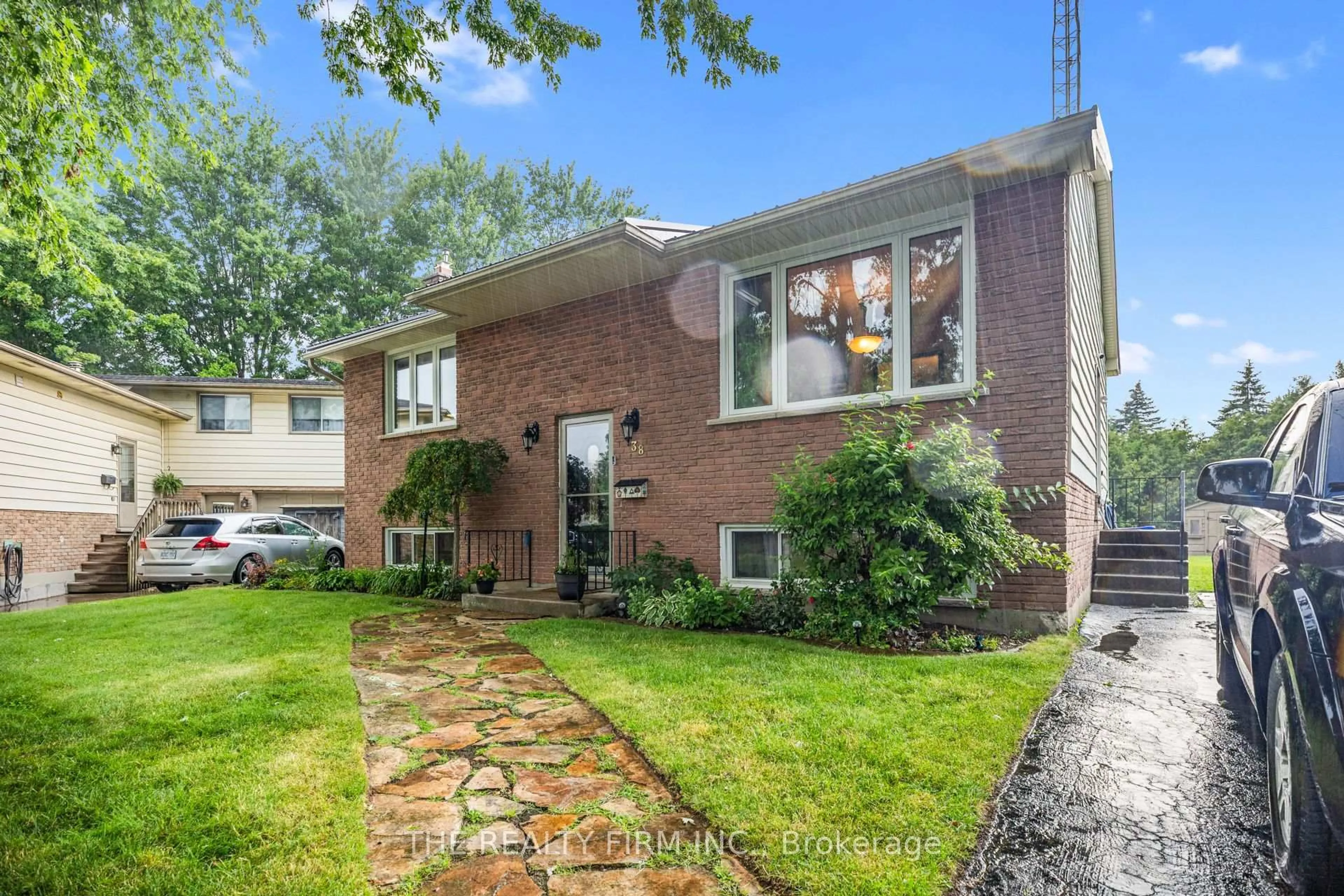 Home with brick exterior material, street for 38 Taylor Cres, St. Thomas Ontario N5R 5J4