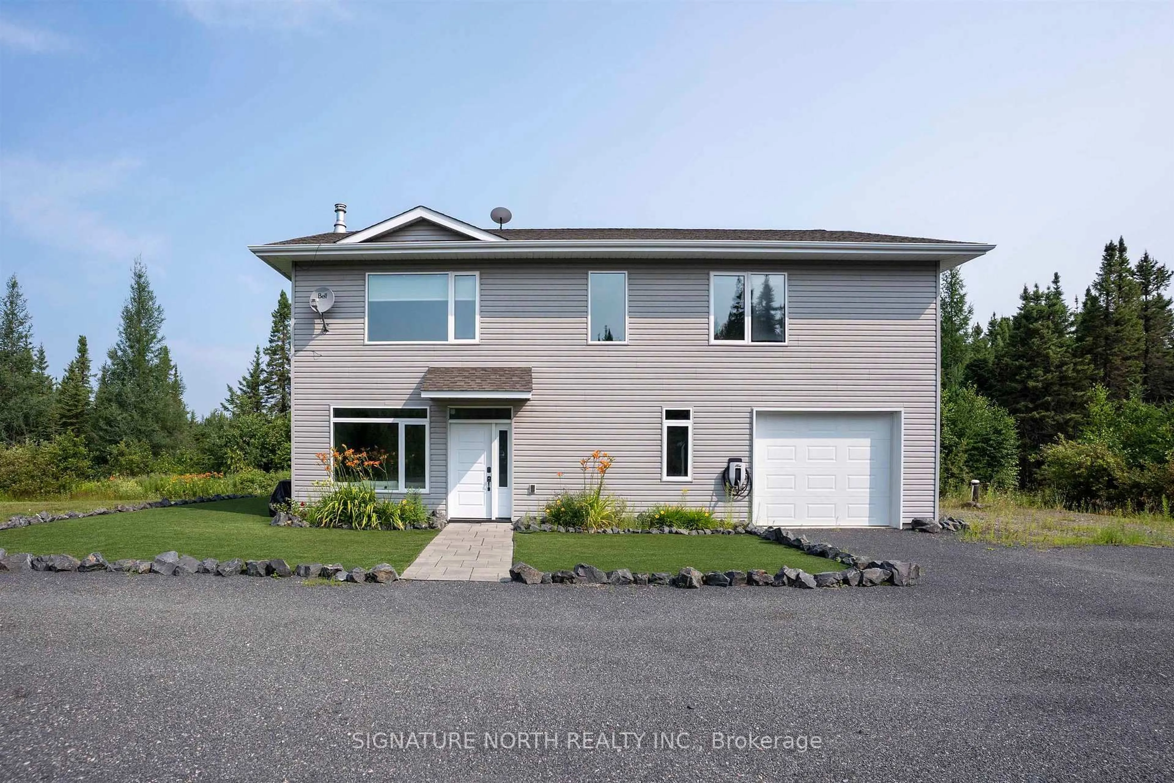 Home with vinyl exterior material, unknown for 510 Highway 527, Shuniah Ontario P7A 0N2